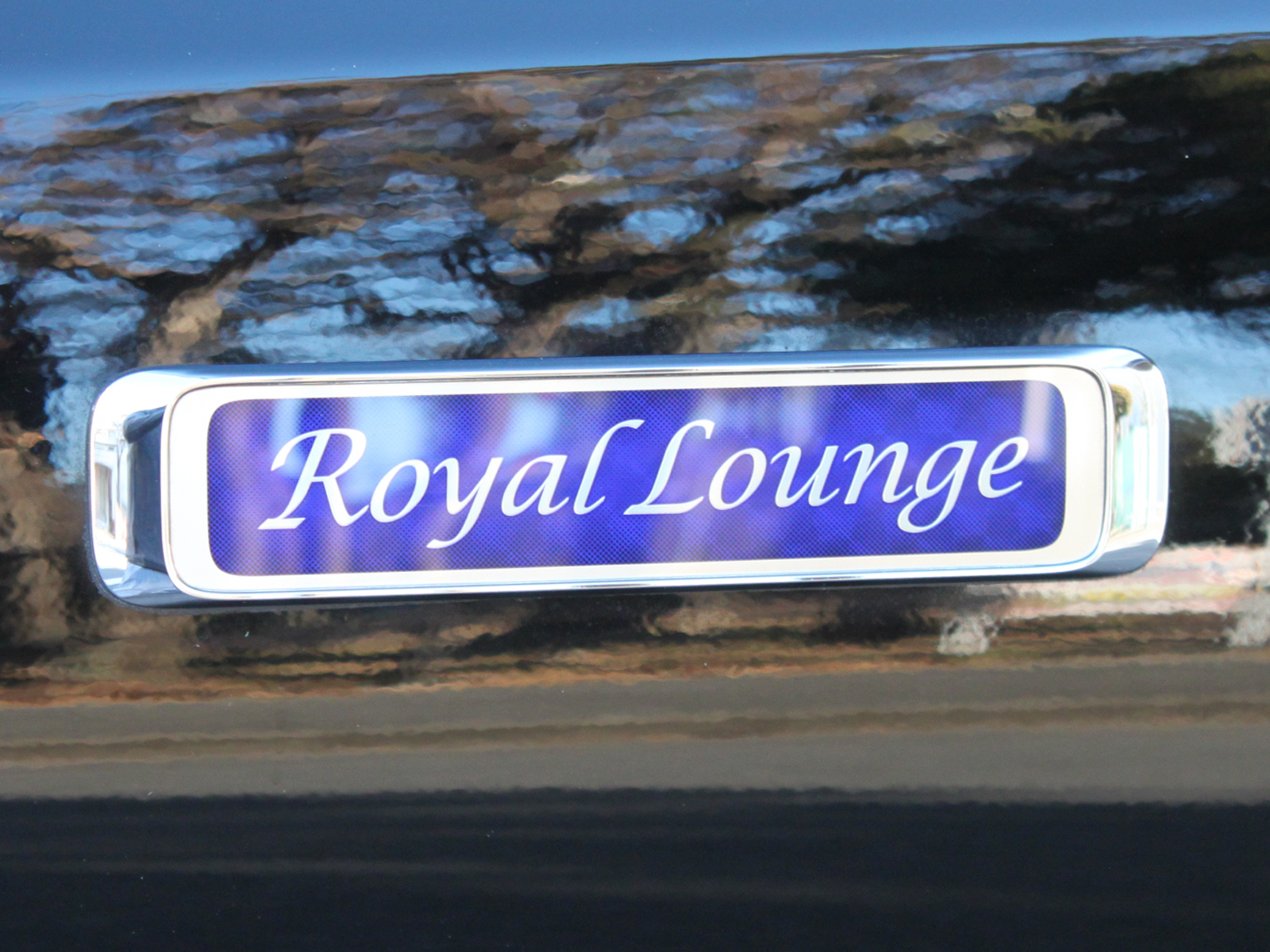 ALPHARD Royal Lounge SPリッチライン