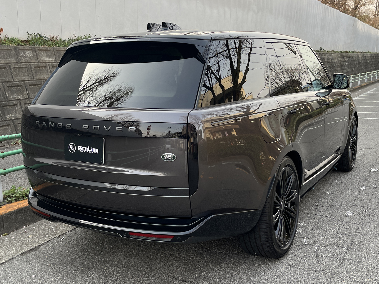 Range Rover LAUNCH EDITION SWBリッチライン