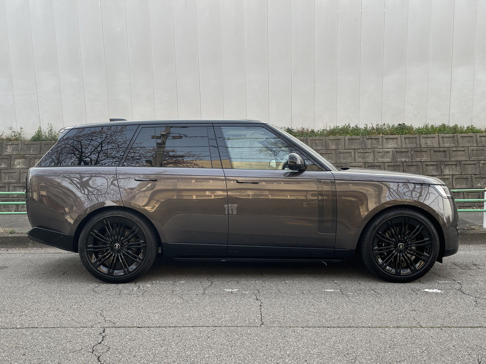 Range Rover LAUNCH EDITION SWBリッチライン