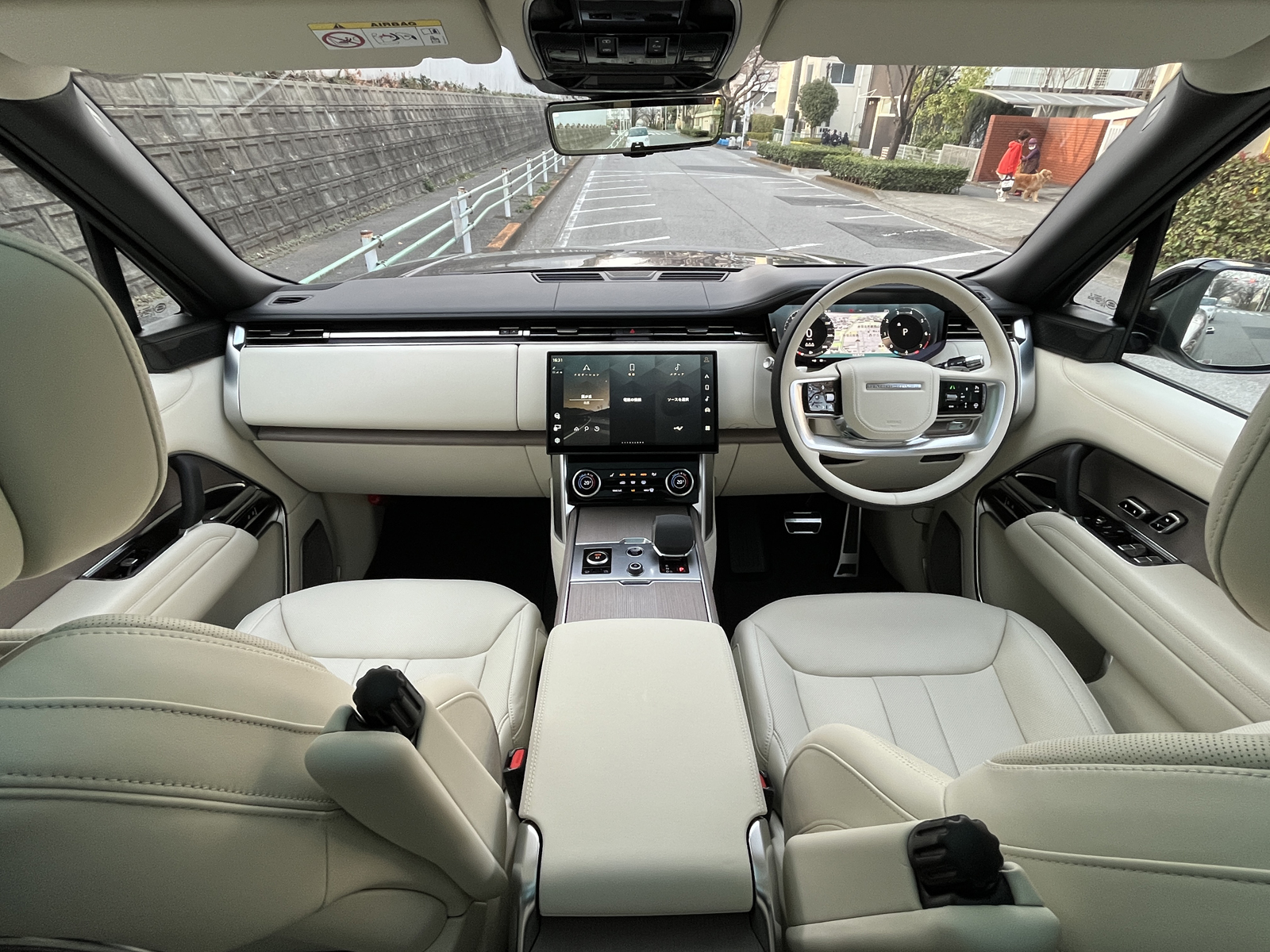 Range Rover LAUNCH EDITION SWBリッチライン