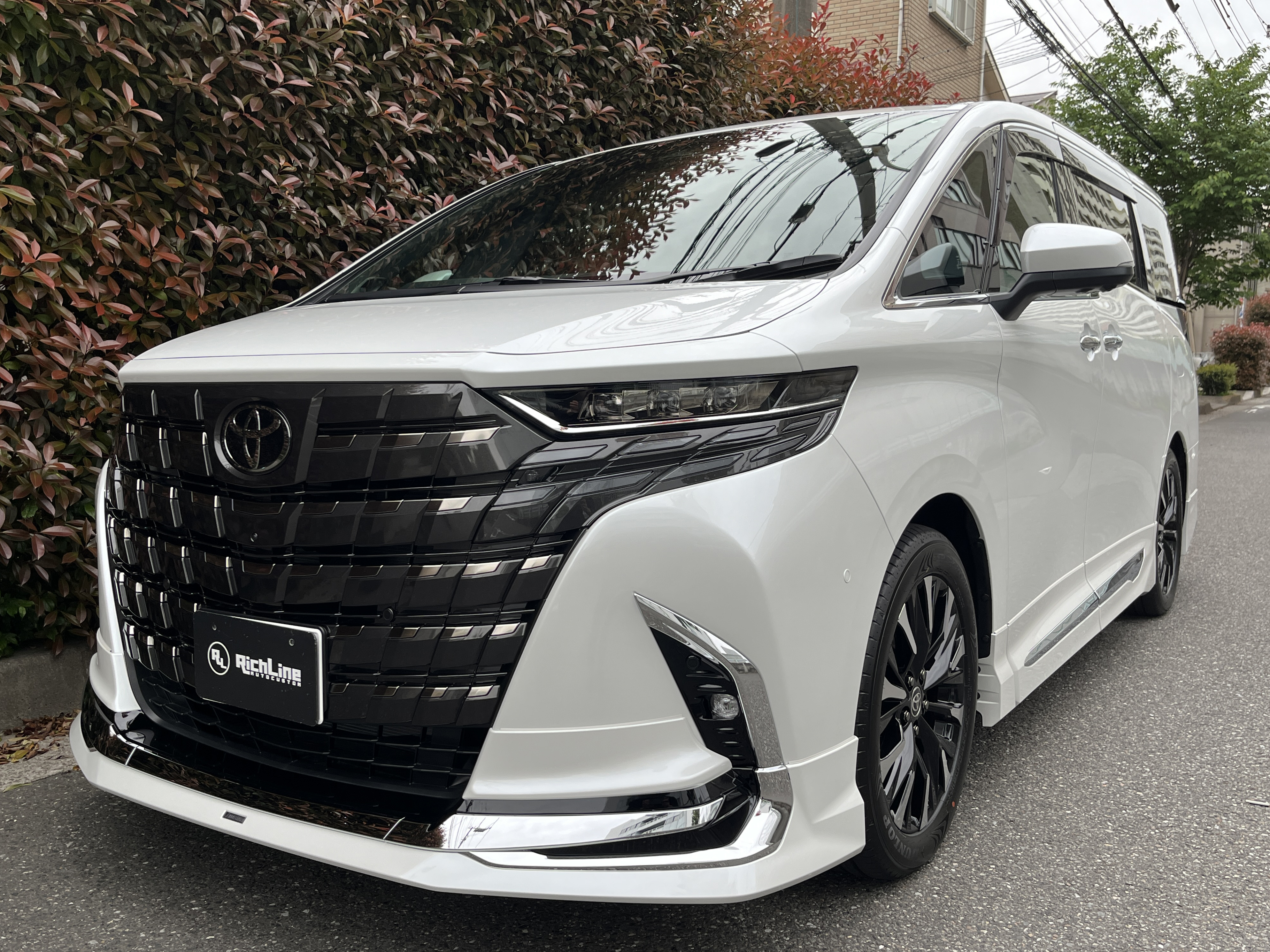 ALPHARD HEV Executive Loungeリッチライン