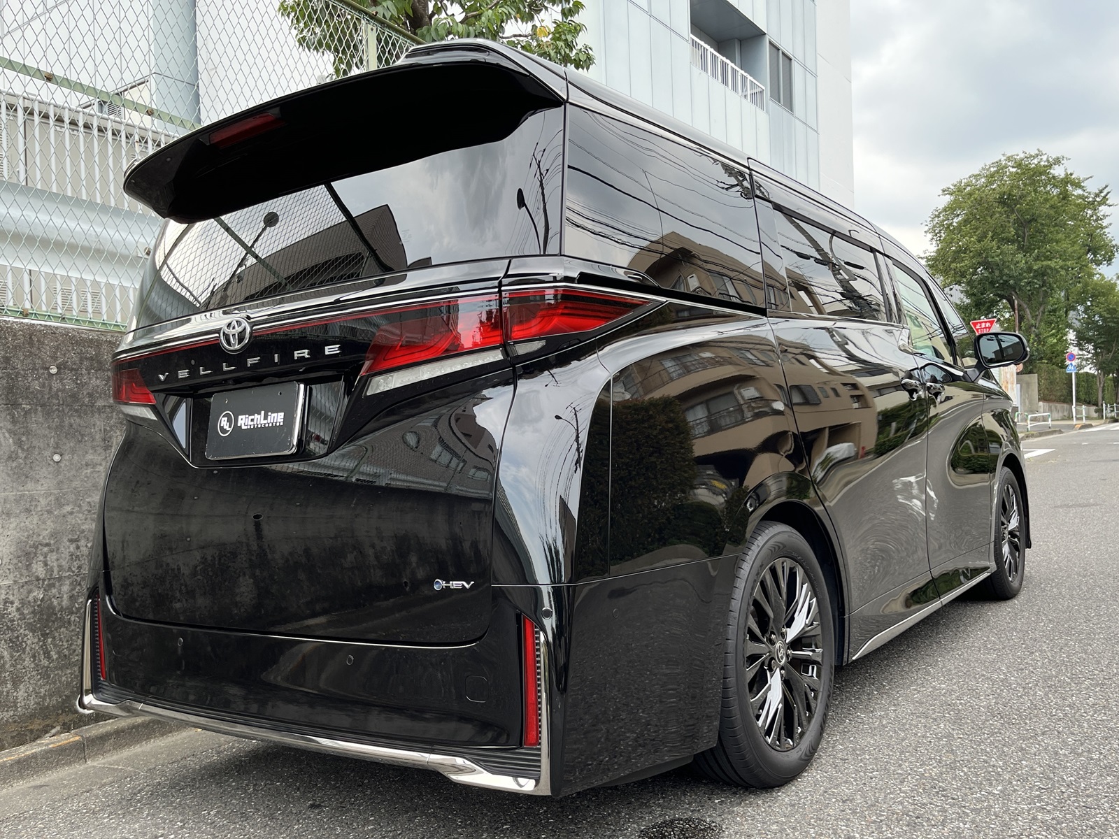 VELLFIRE HYBRID Z Premierリッチライン