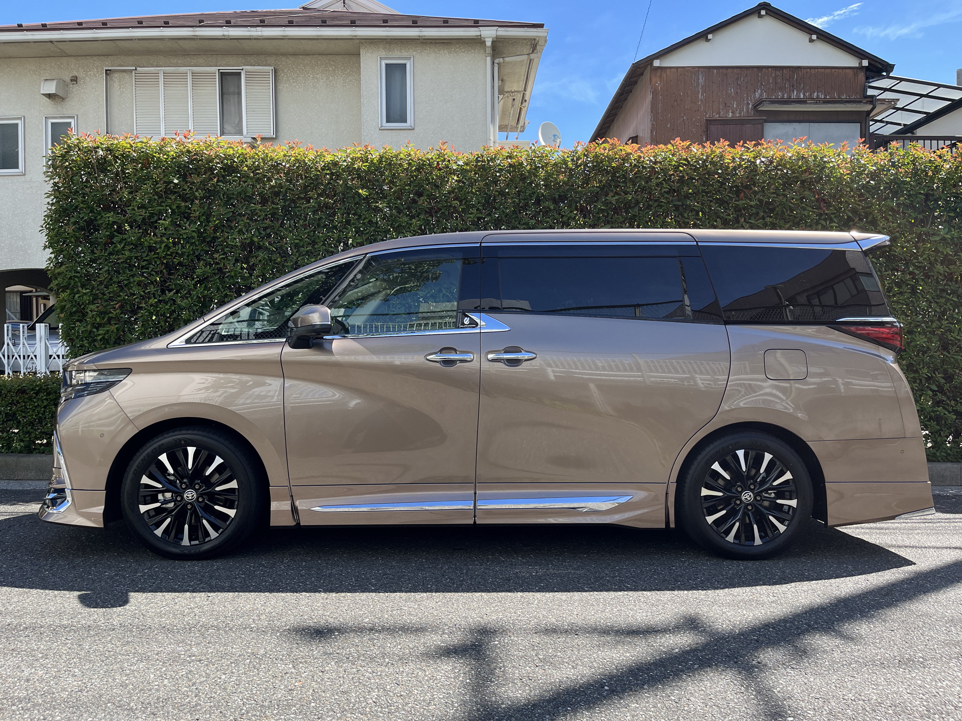 ALPHARD HEV Executive Loungeリッチライン