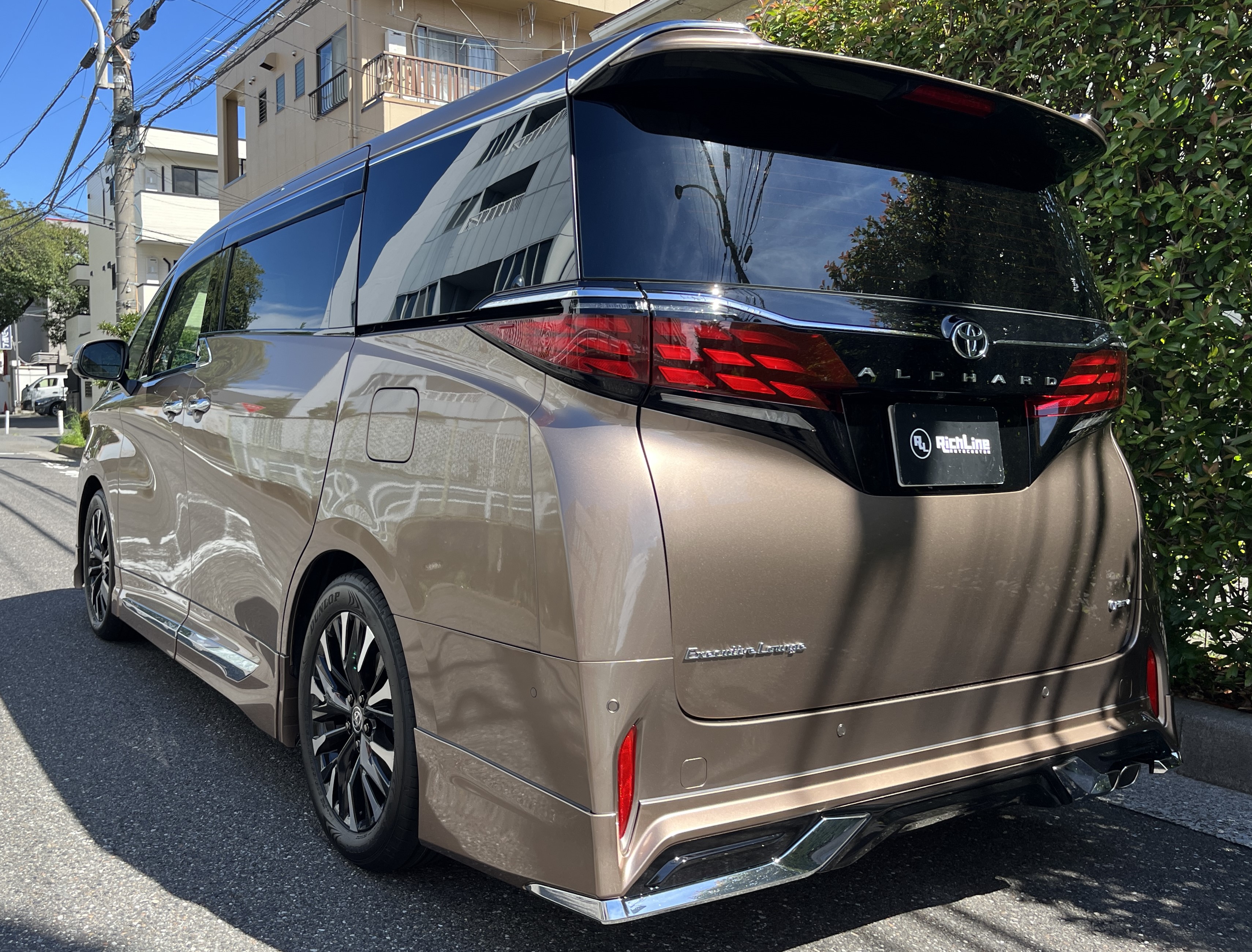 ALPHARD HEV Executive Loungeリッチライン