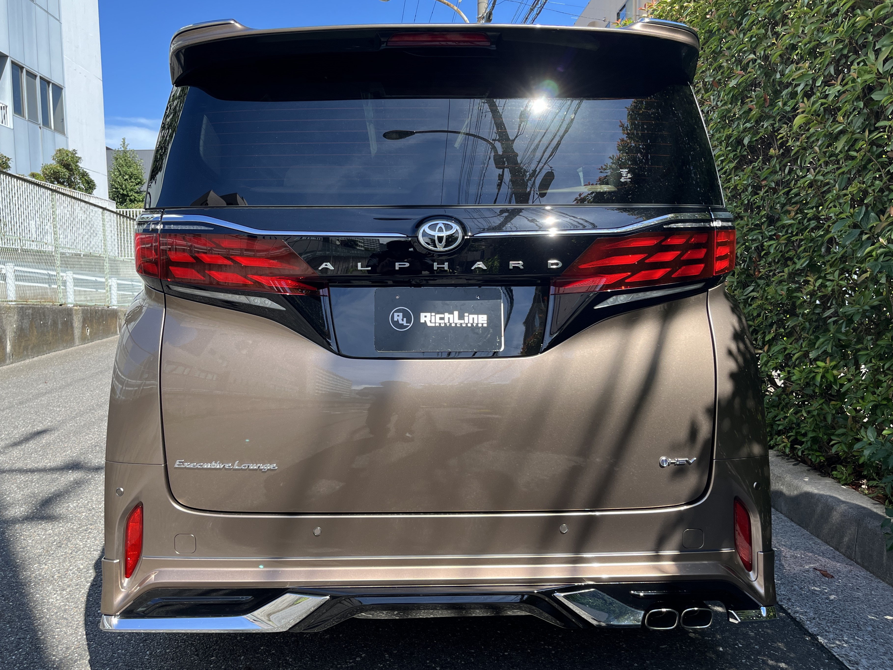 ALPHARD HEV Executive Loungeリッチライン