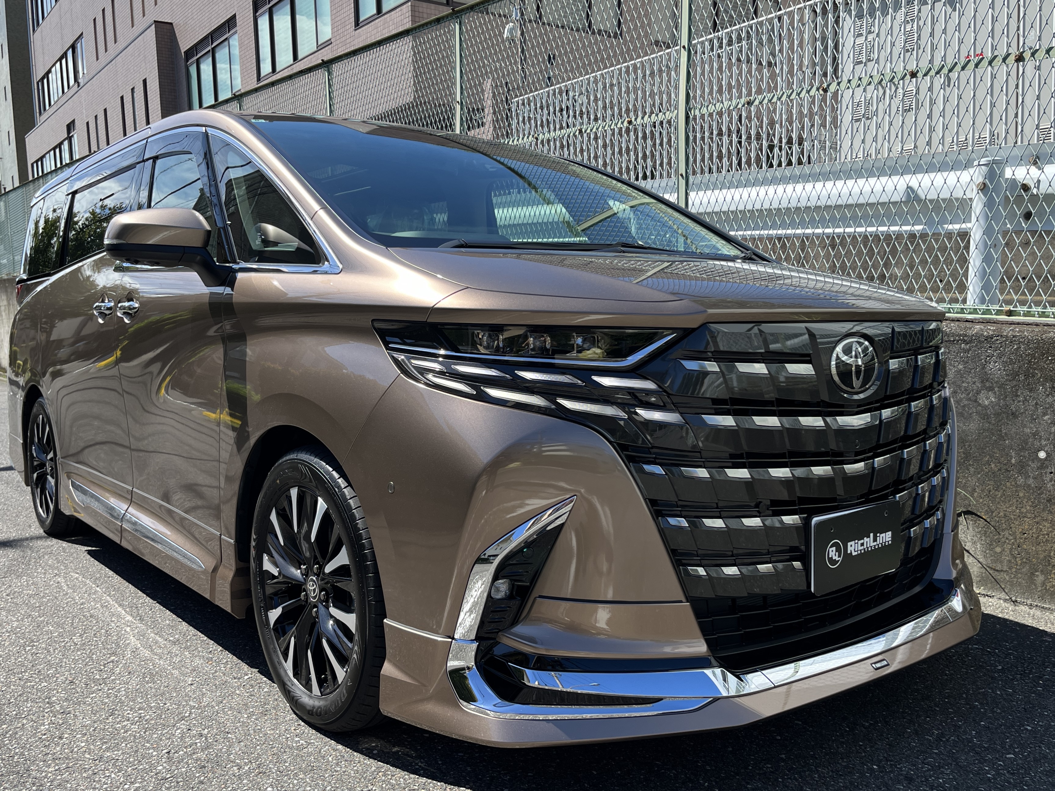 ALPHARD HEV Executive Loungeリッチライン