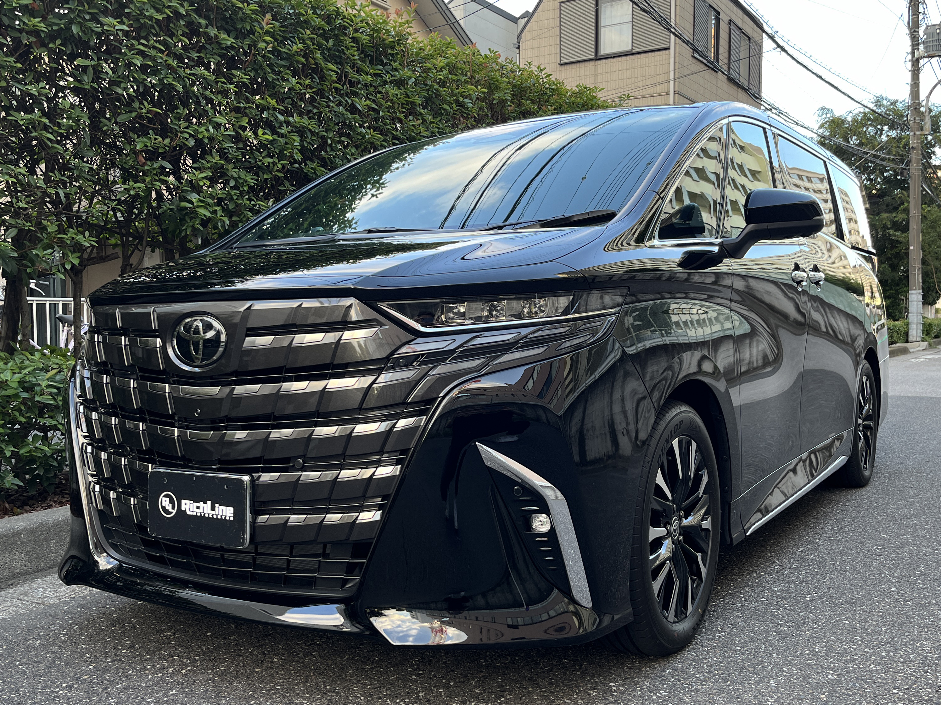 ALPHARD HEV Executive Loungeリッチライン