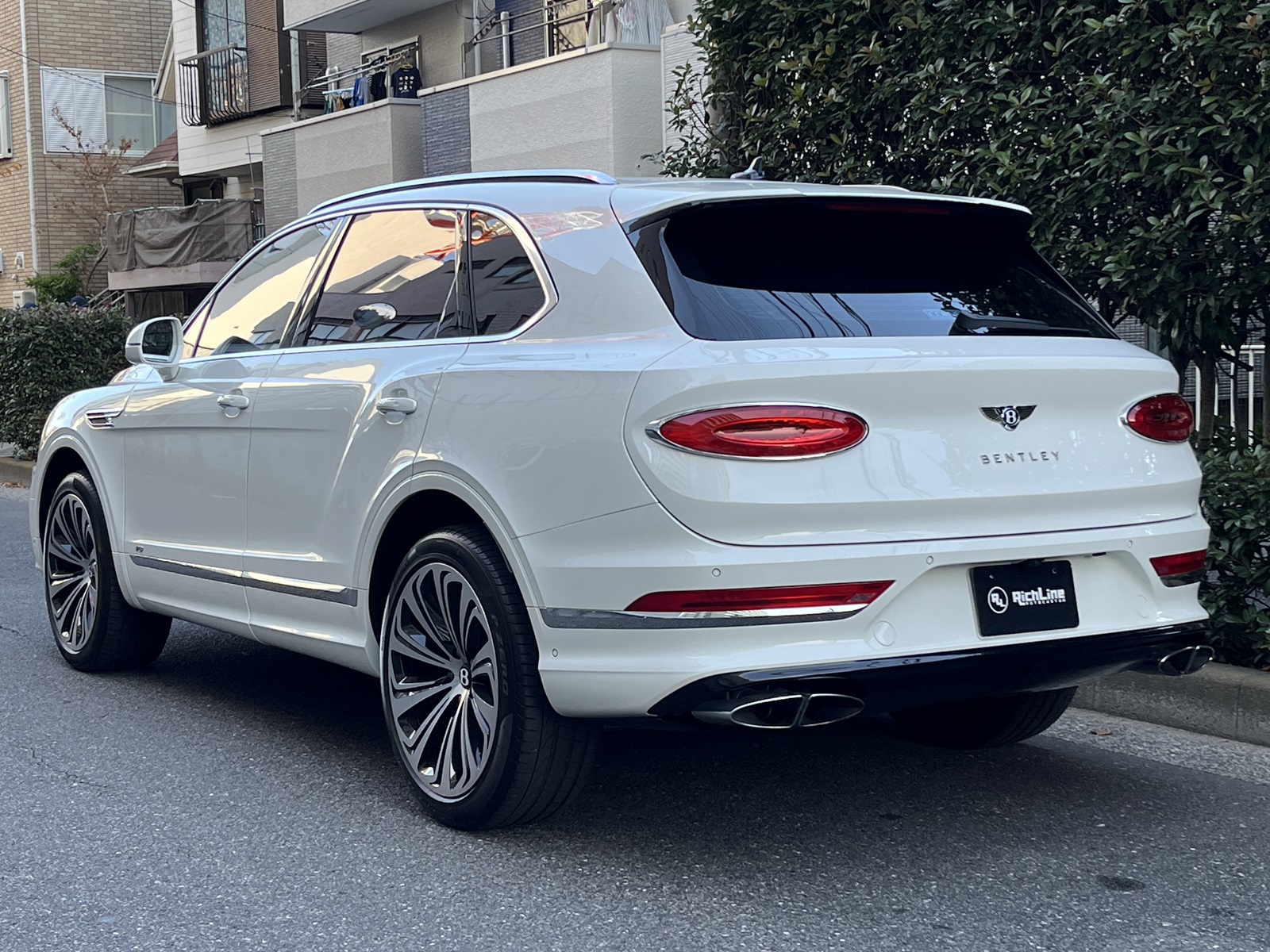 Bentayga V8リッチライン