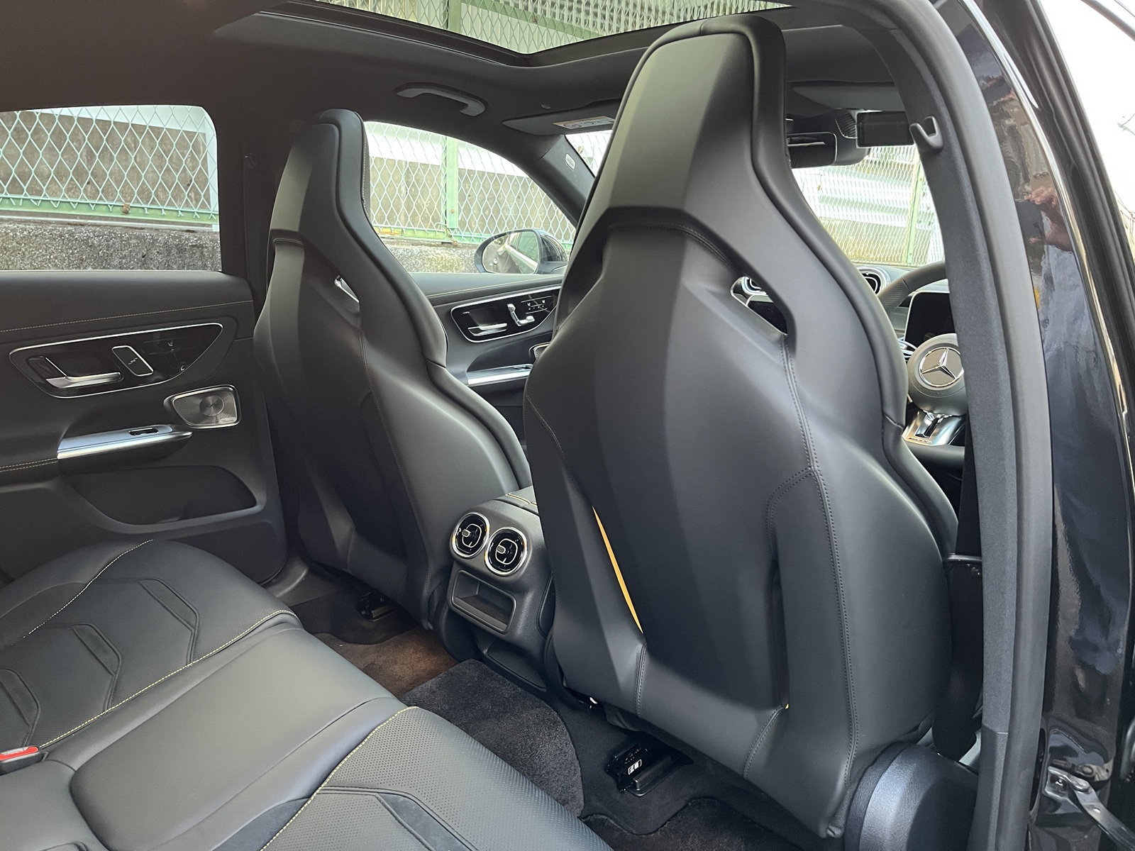 GLC-Class GLC63S E Performance Coupeリッチライン