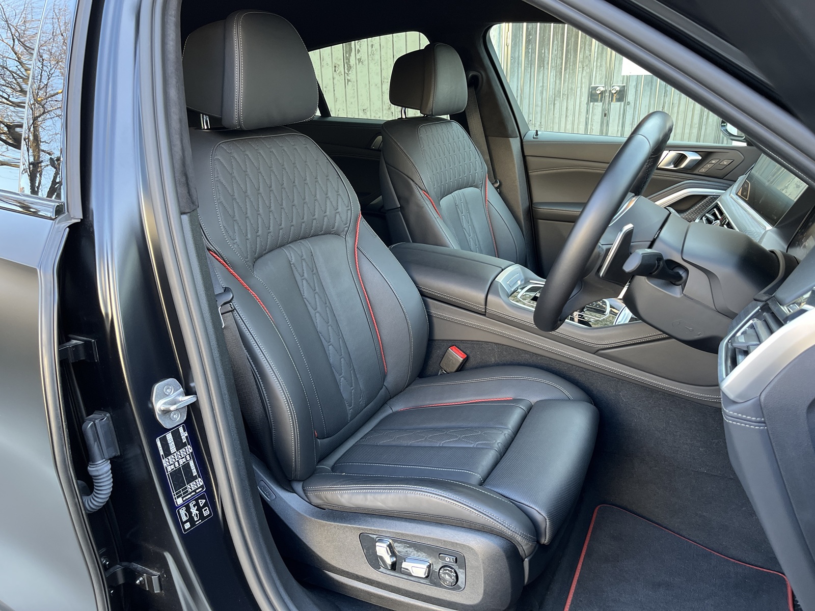 X6 Edition Black Vermillionリッチライン