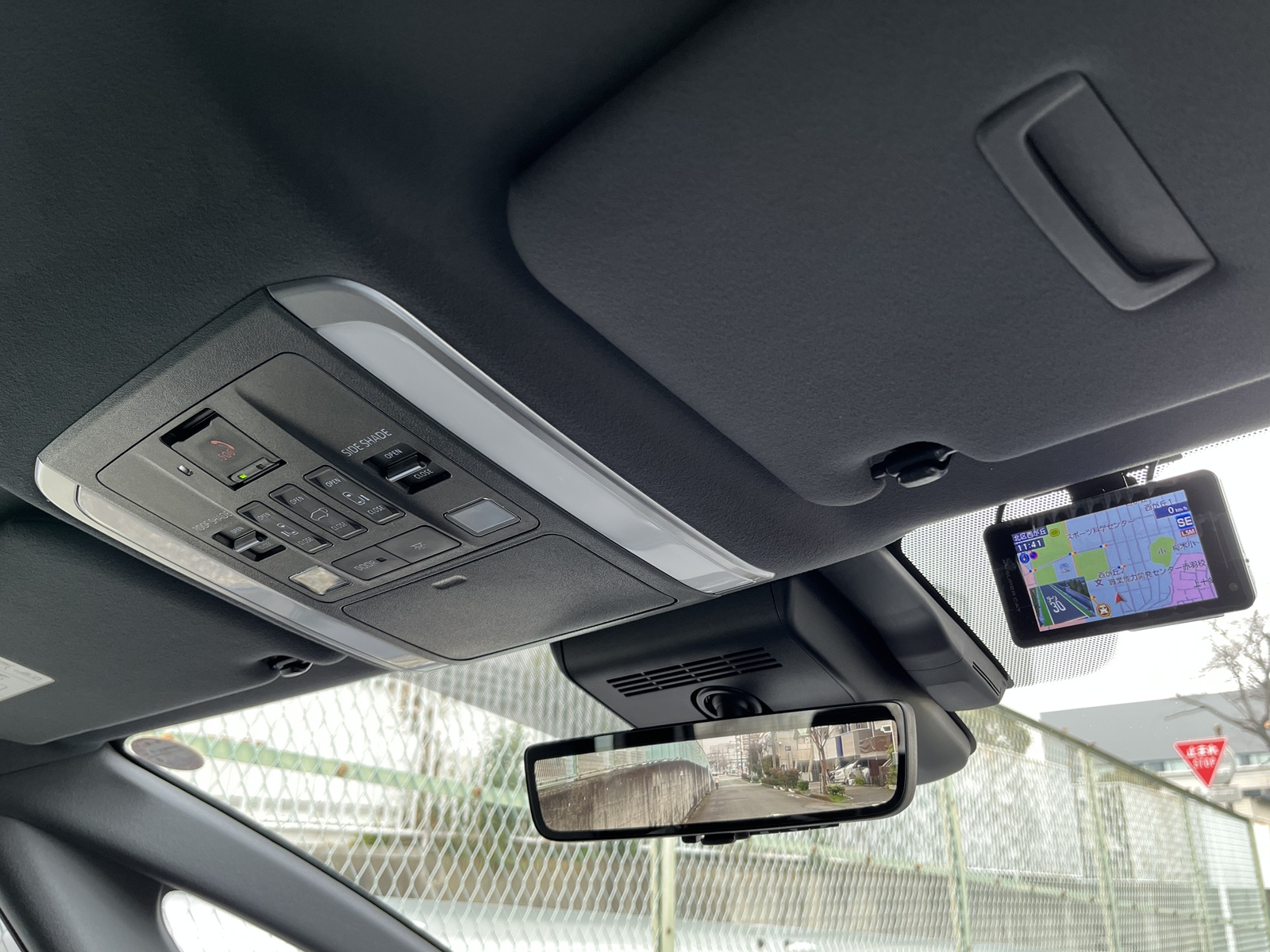 ALPHARD HEV Executive Loungeリッチライン