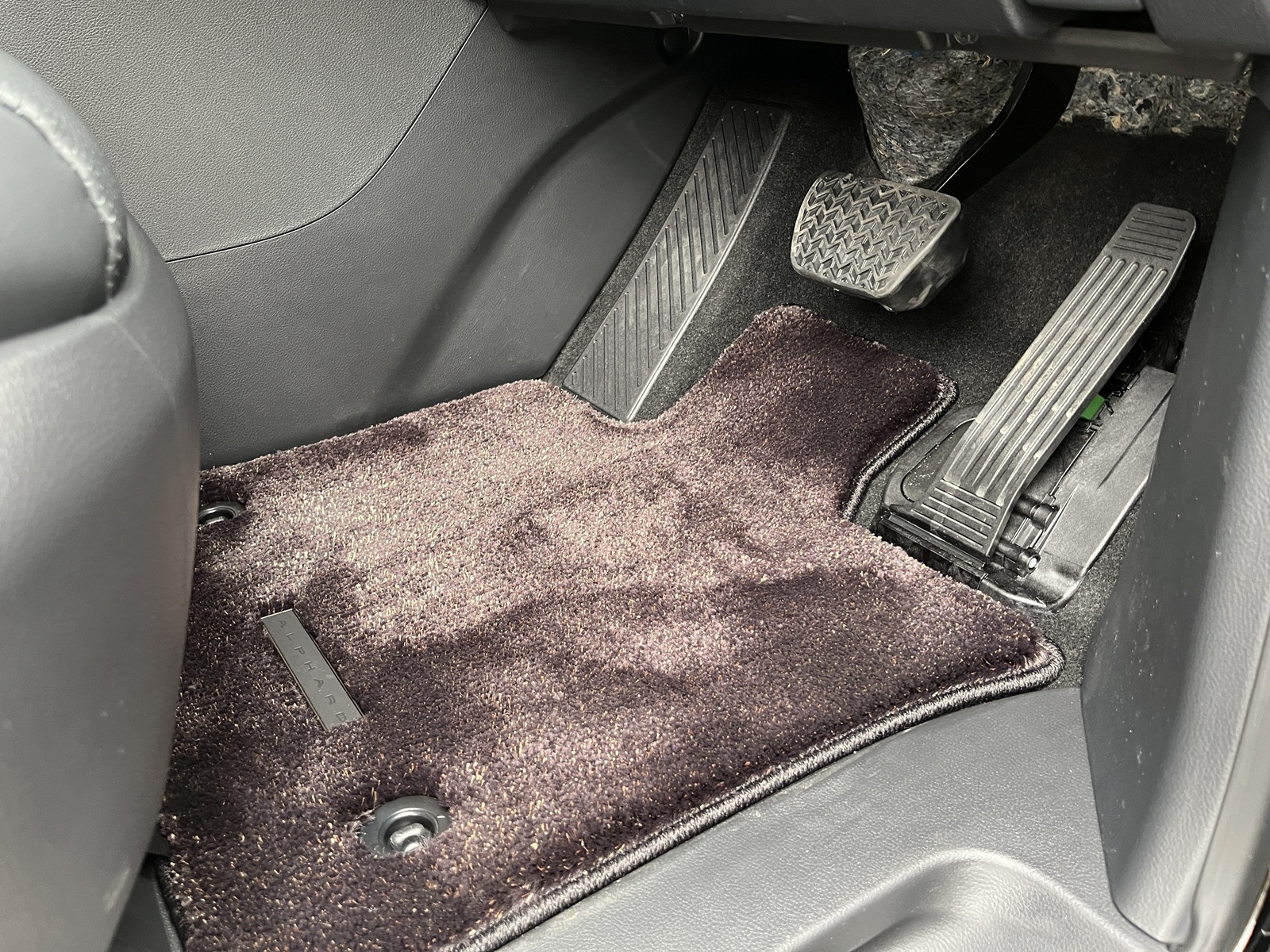 ALPHARD HEV Executive Loungeリッチライン