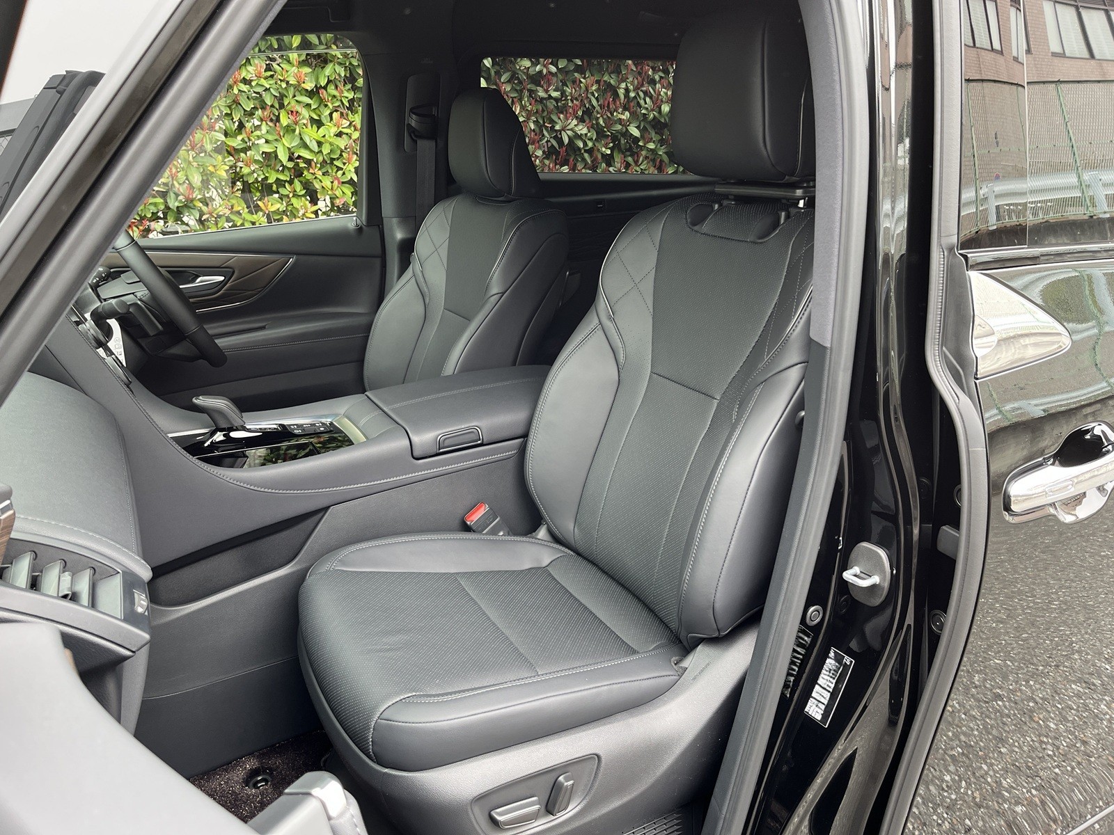 ALPHARD HEV Executive Loungeリッチライン