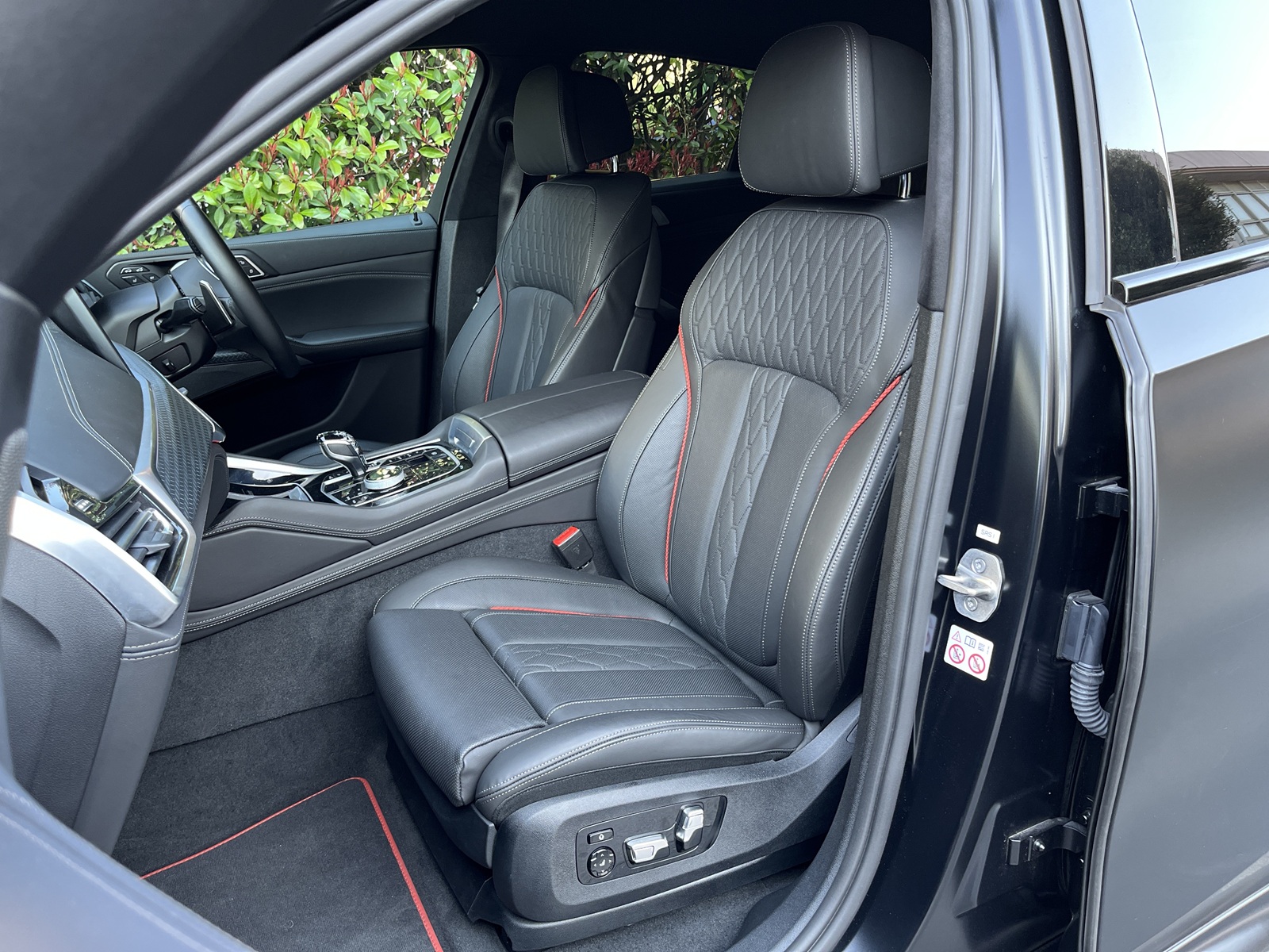 X6 Edition Black Vermillionリッチライン