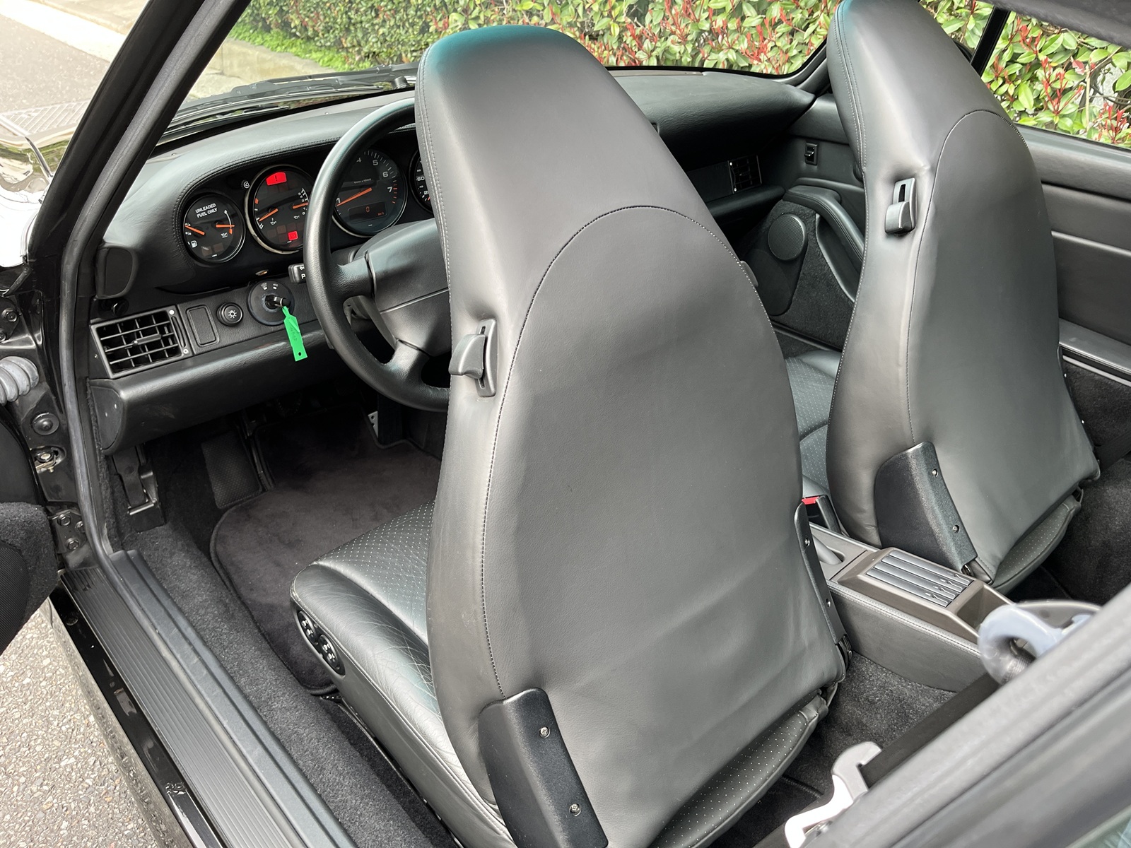911 Carrera 4S(Type993)リッチライン