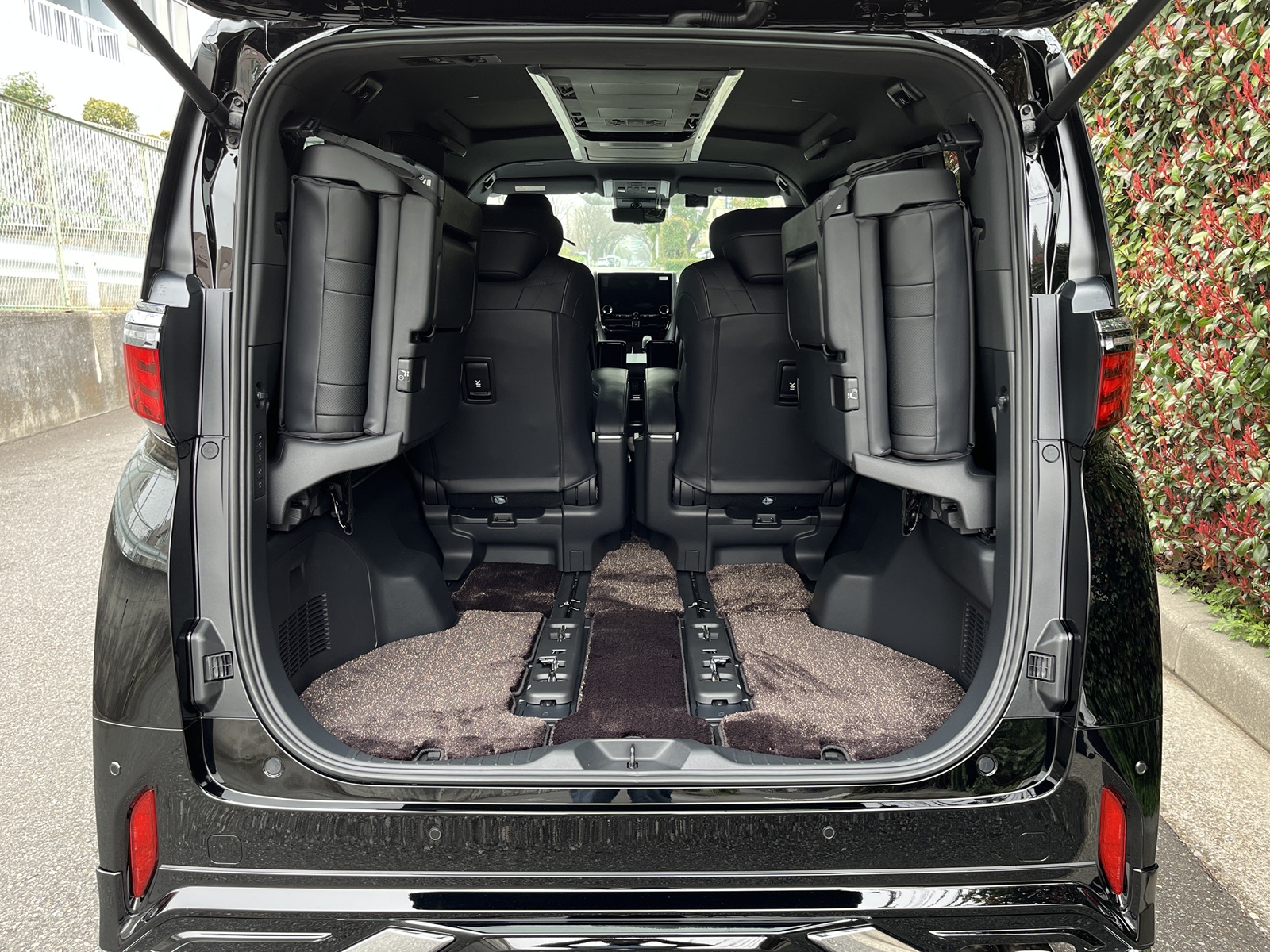 ALPHARD HEV Executive Loungeリッチライン