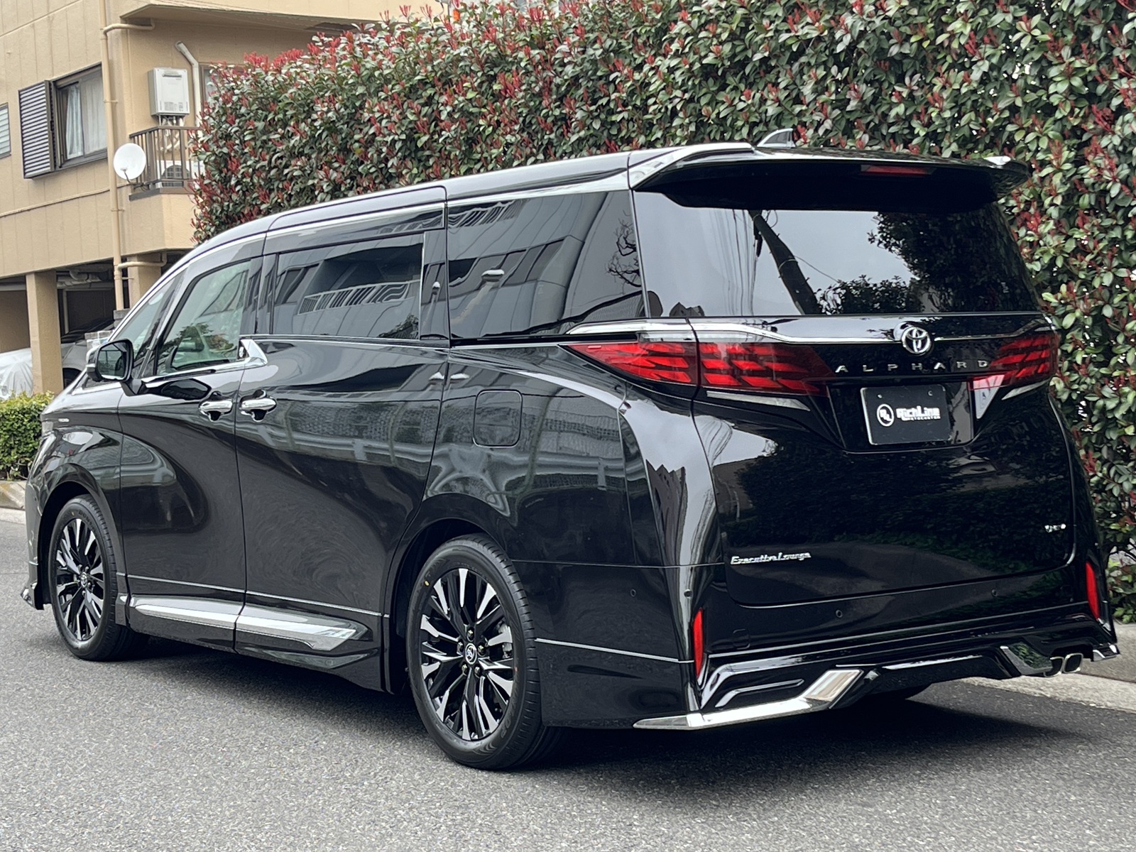 ALPHARD HEV Executive Loungeリッチライン