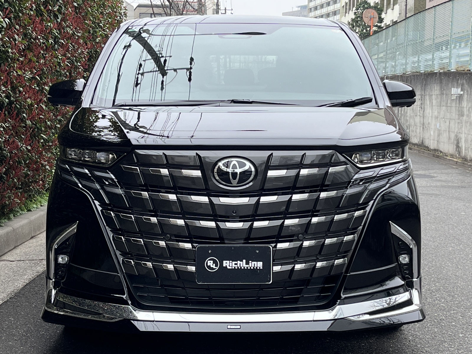 ALPHARD HEV Executive Loungeリッチライン
