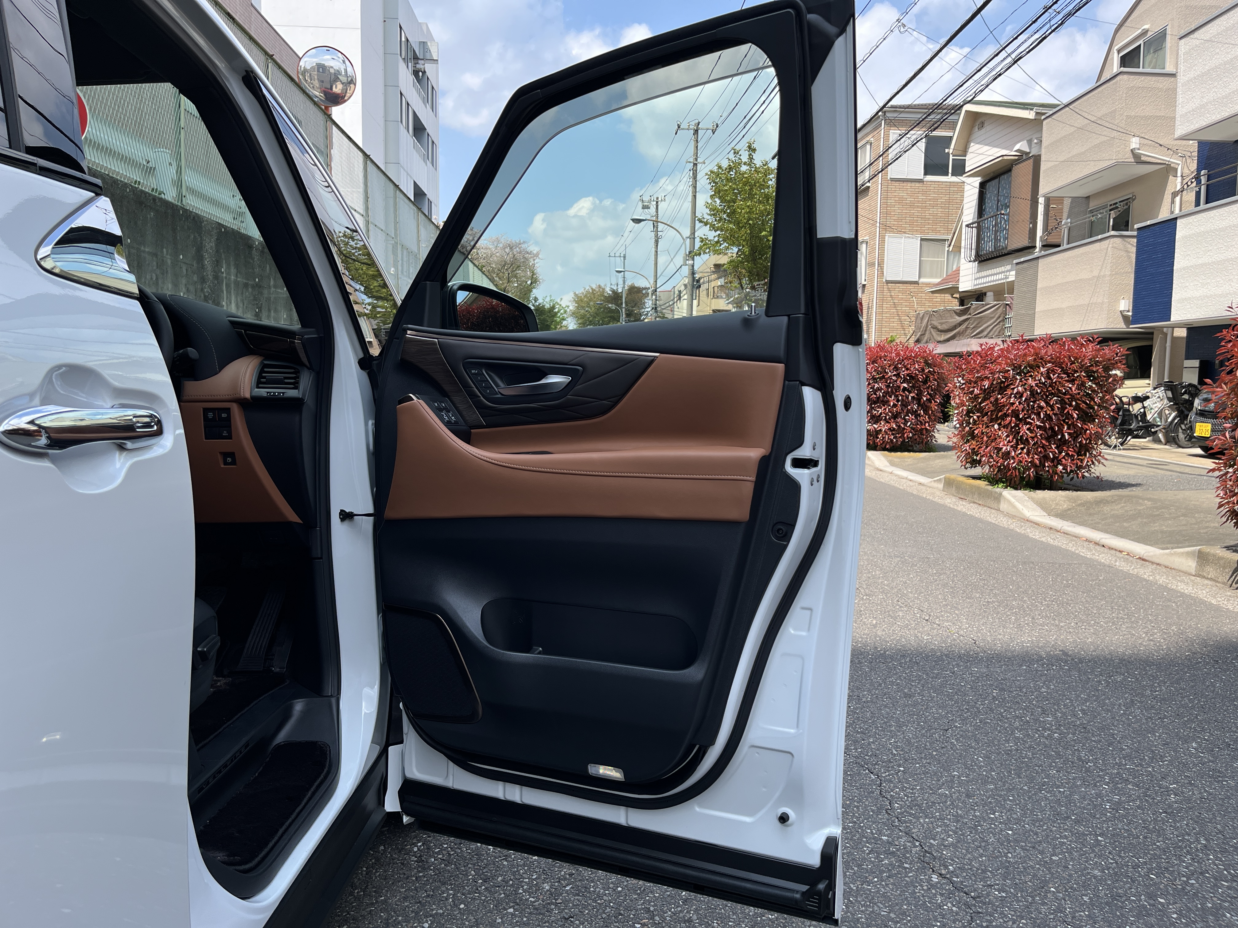 VELLFIRE HEV Executive Lounge E-Fourリッチライン