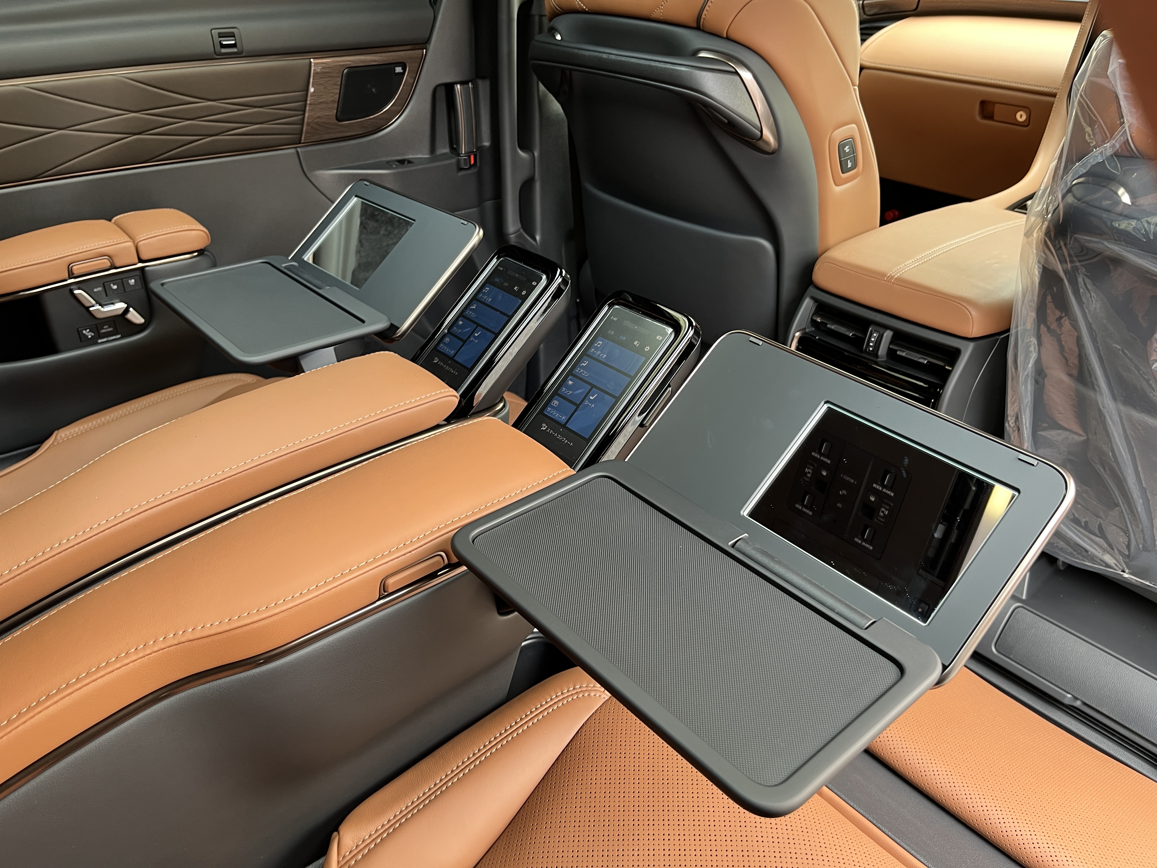 VELLFIRE HEV Executive Lounge E-Fourリッチライン
