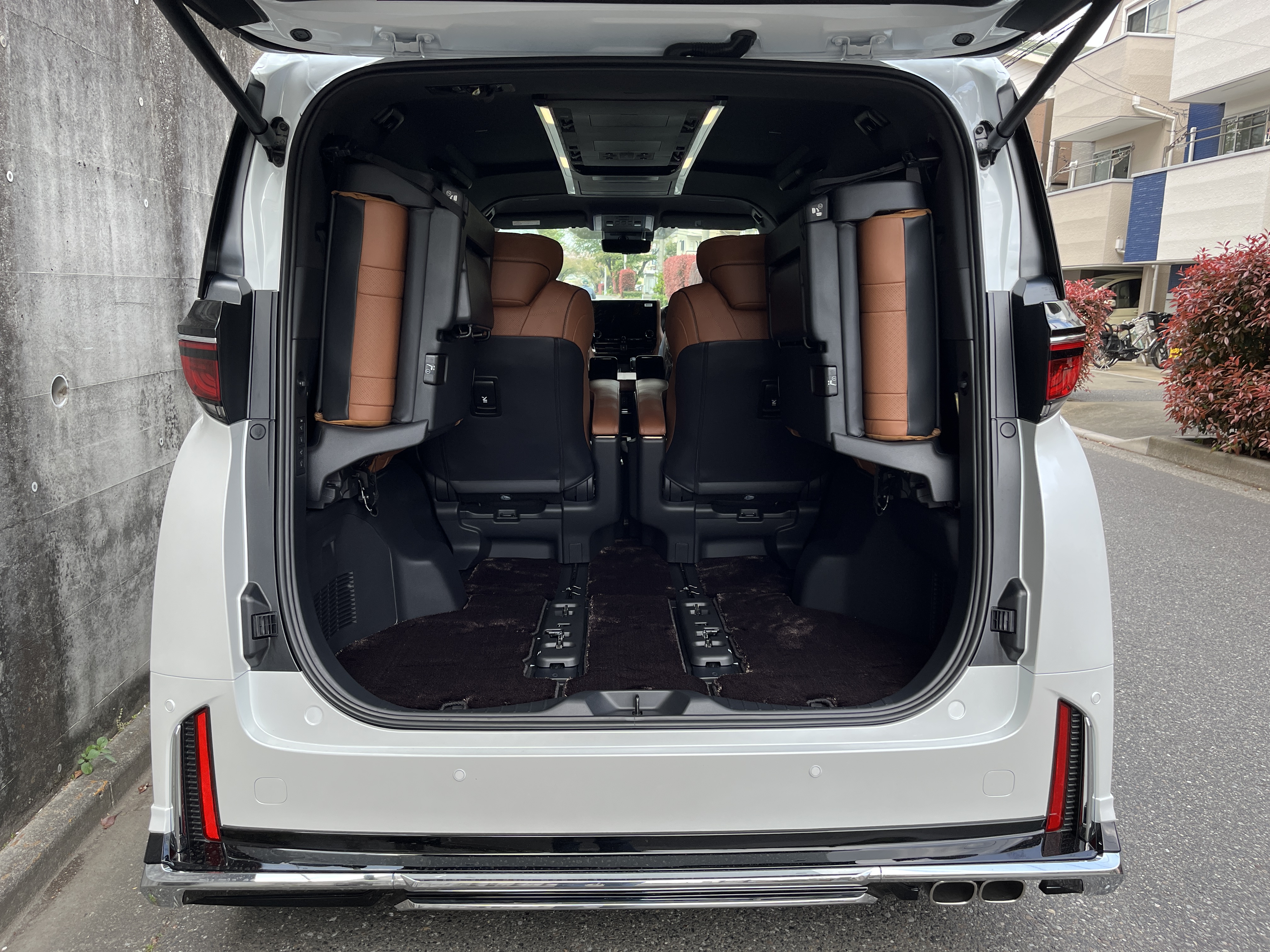 VELLFIRE HEV Executive Lounge E-Fourリッチライン