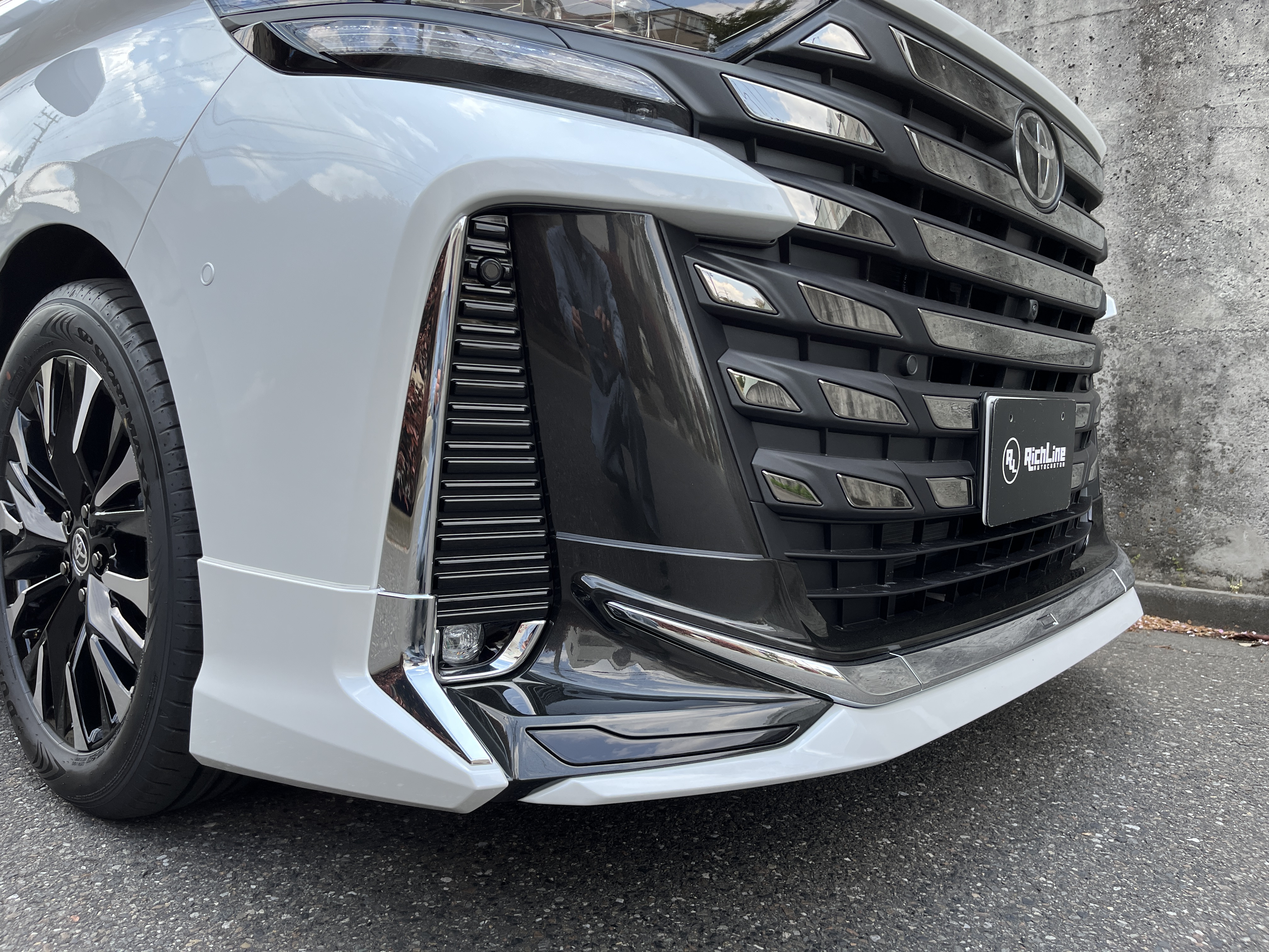 VELLFIRE HEV Executive Lounge E-Fourリッチライン