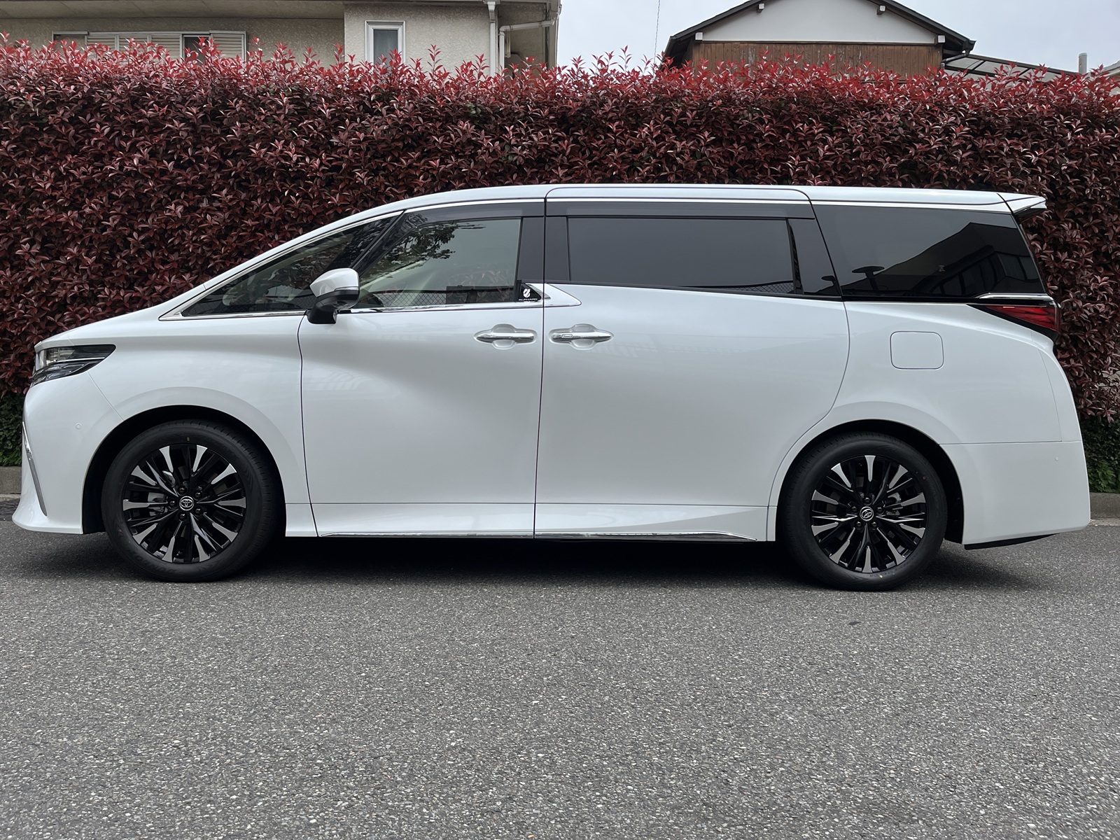 ALPHARD HEV Executive Loungeリッチライン