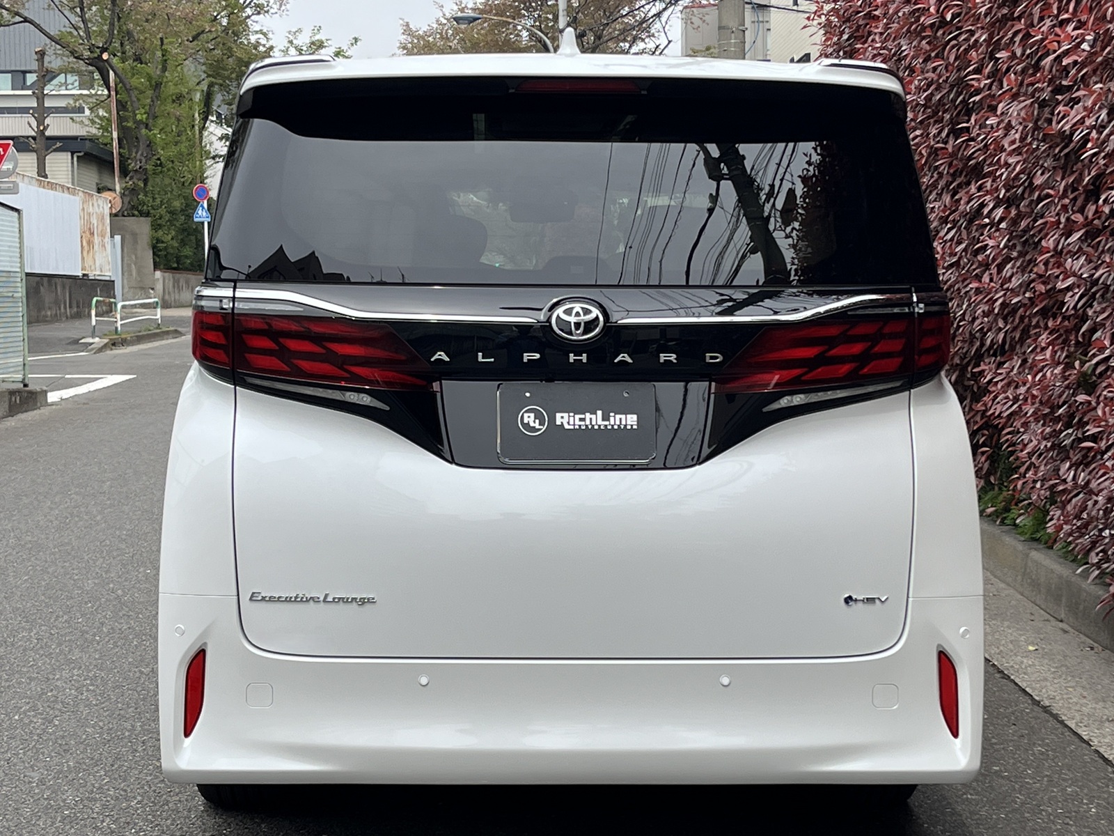 ALPHARD HEV Executive Loungeリッチライン