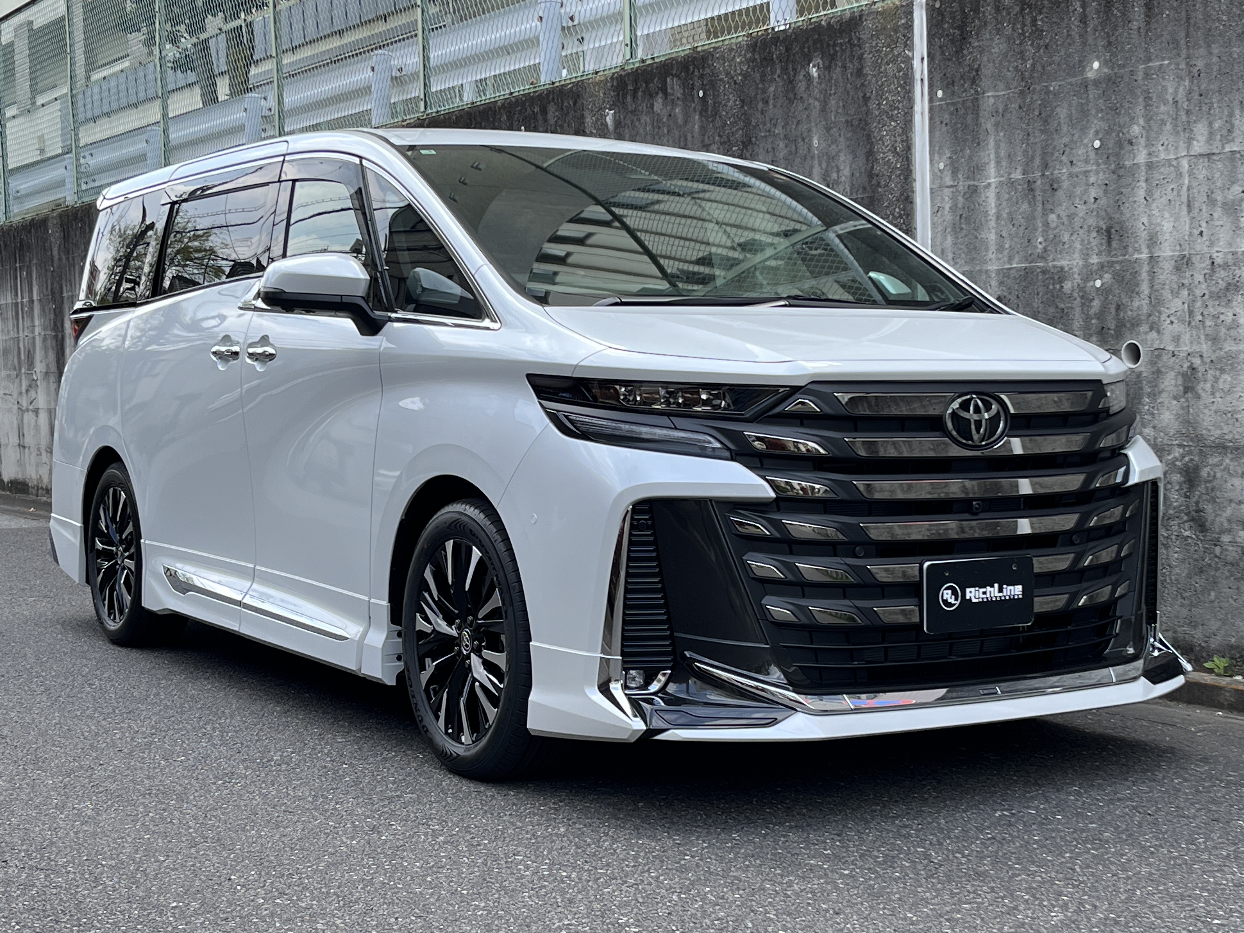 VELLFIRE HEV Executive Lounge E-Fourリッチライン