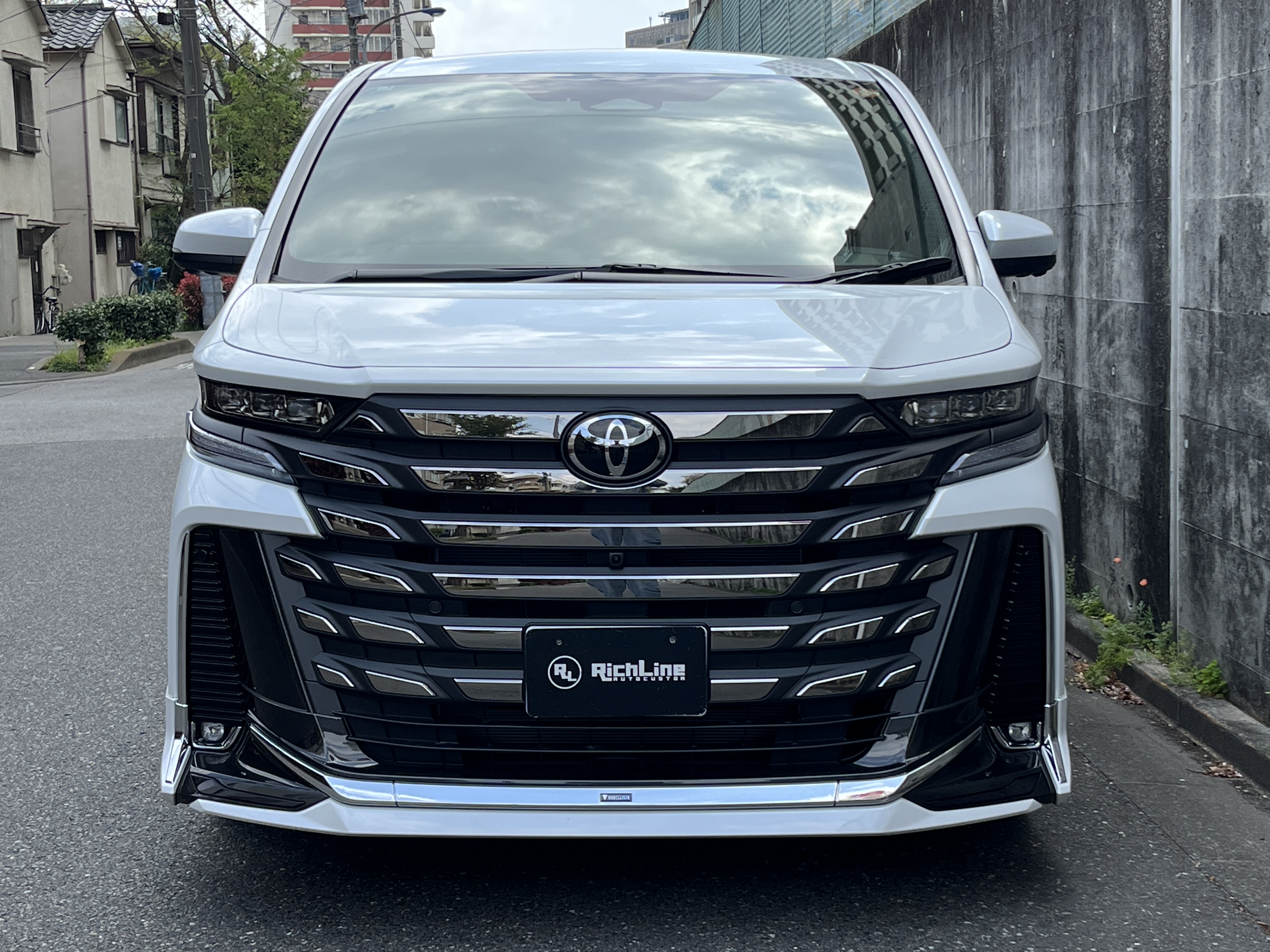 VELLFIRE HEV Executive Lounge E-Fourリッチライン