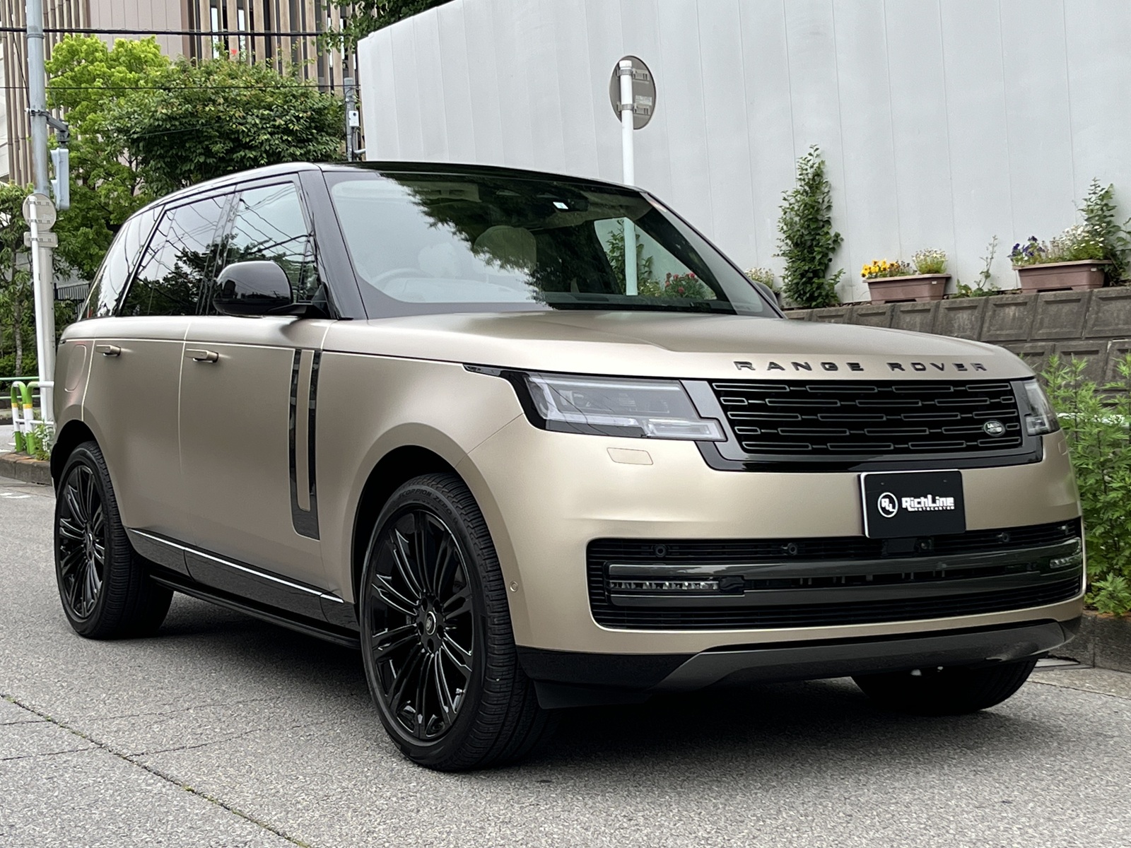 RANGE ROVER FIRST EDITION P530リッチライン