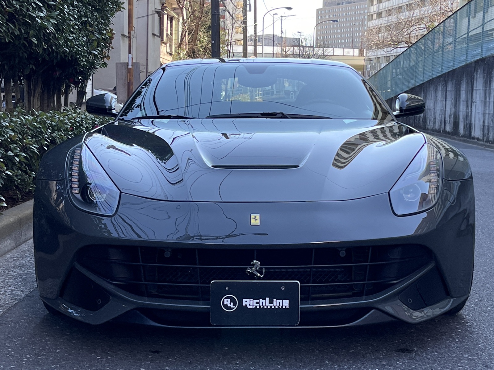 F12 BERLINETTAリッチライン