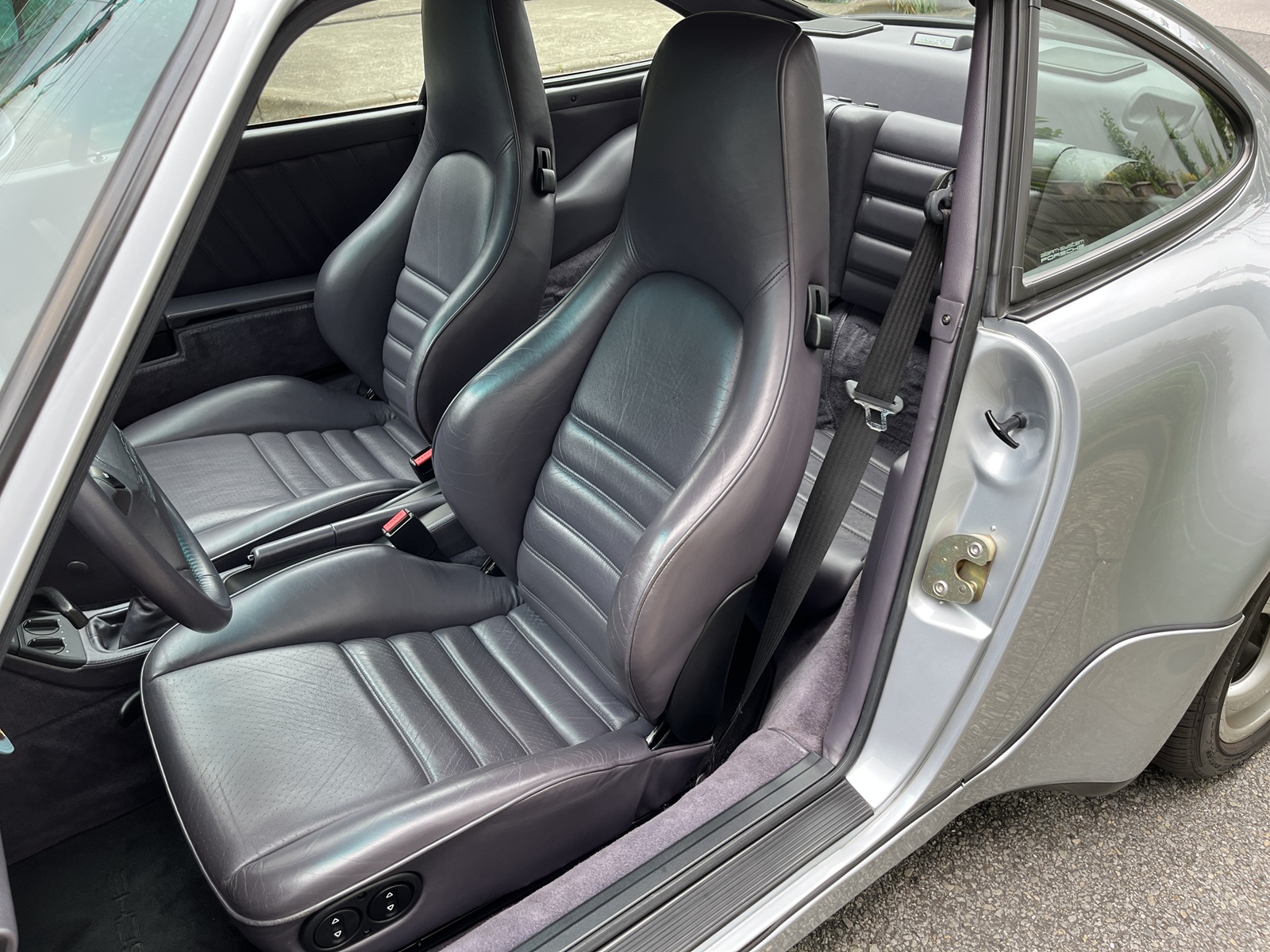 911 Carrera 4 Jubily(Type964)リッチライン