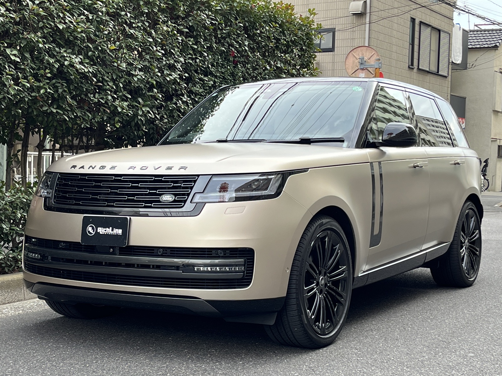 RANGE ROVER FIRST EDITION P530リッチライン