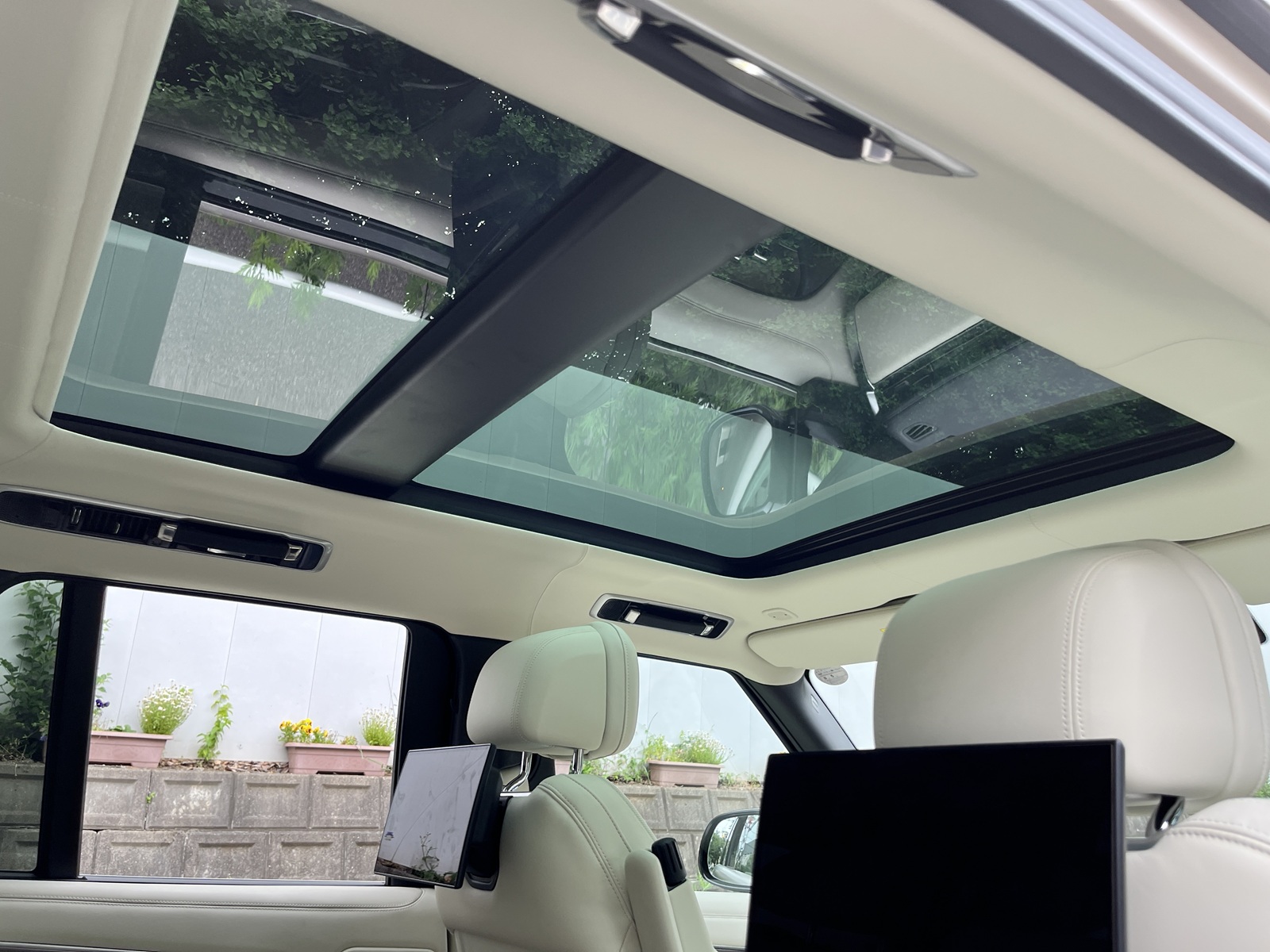 RANGE ROVER FIRST EDITION P530リッチライン