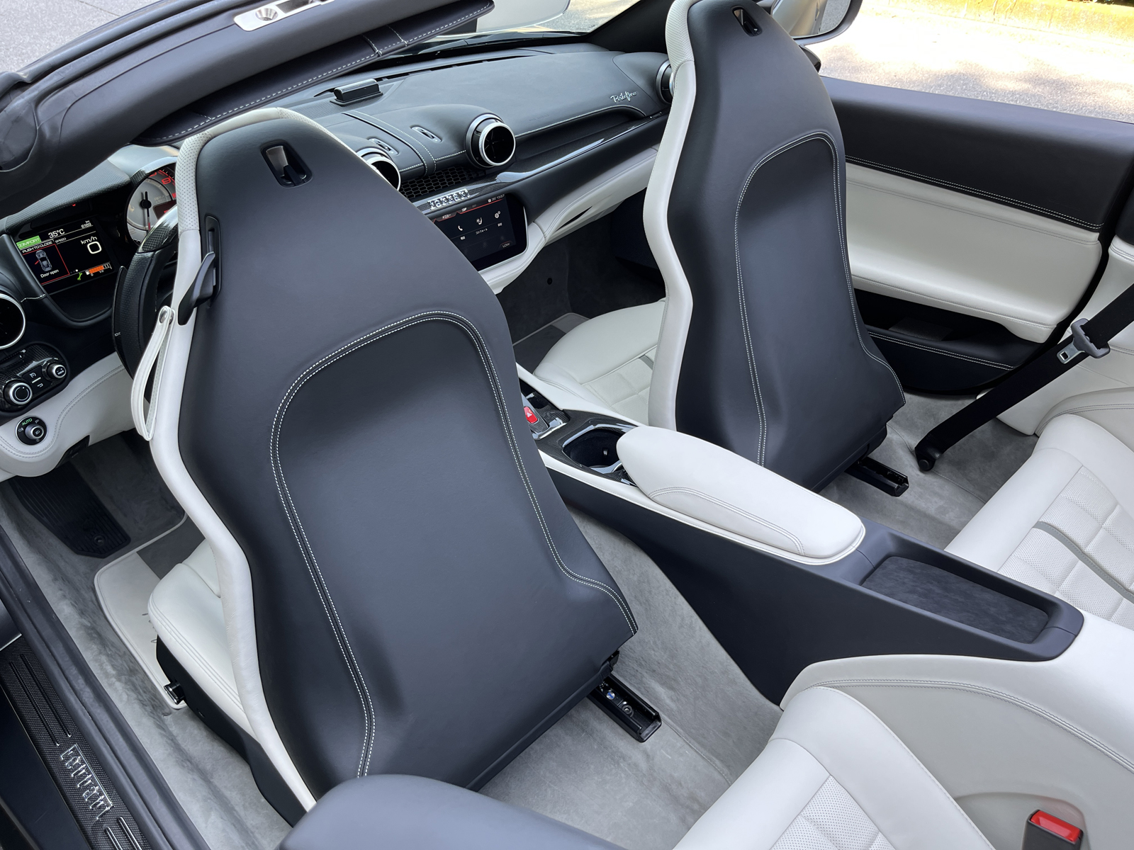 Portofino F1 DCTリッチライン