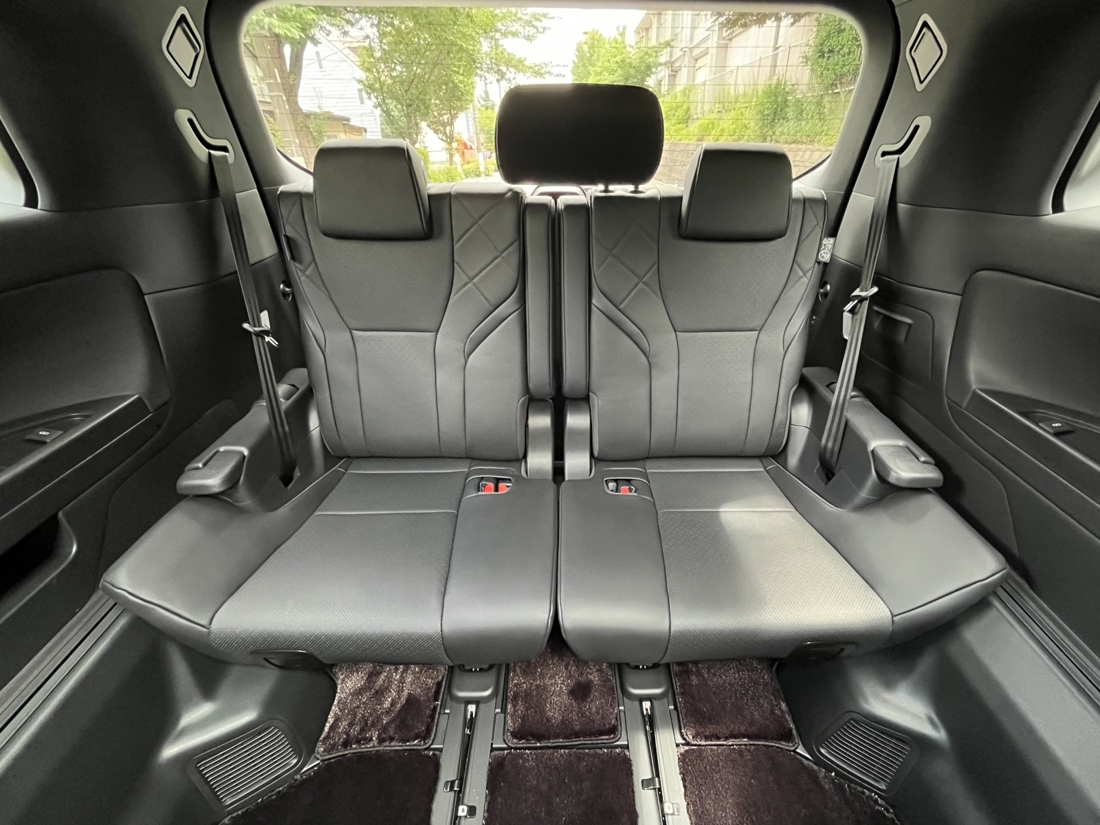 ALPHARD HEV Executive Loungeリッチライン