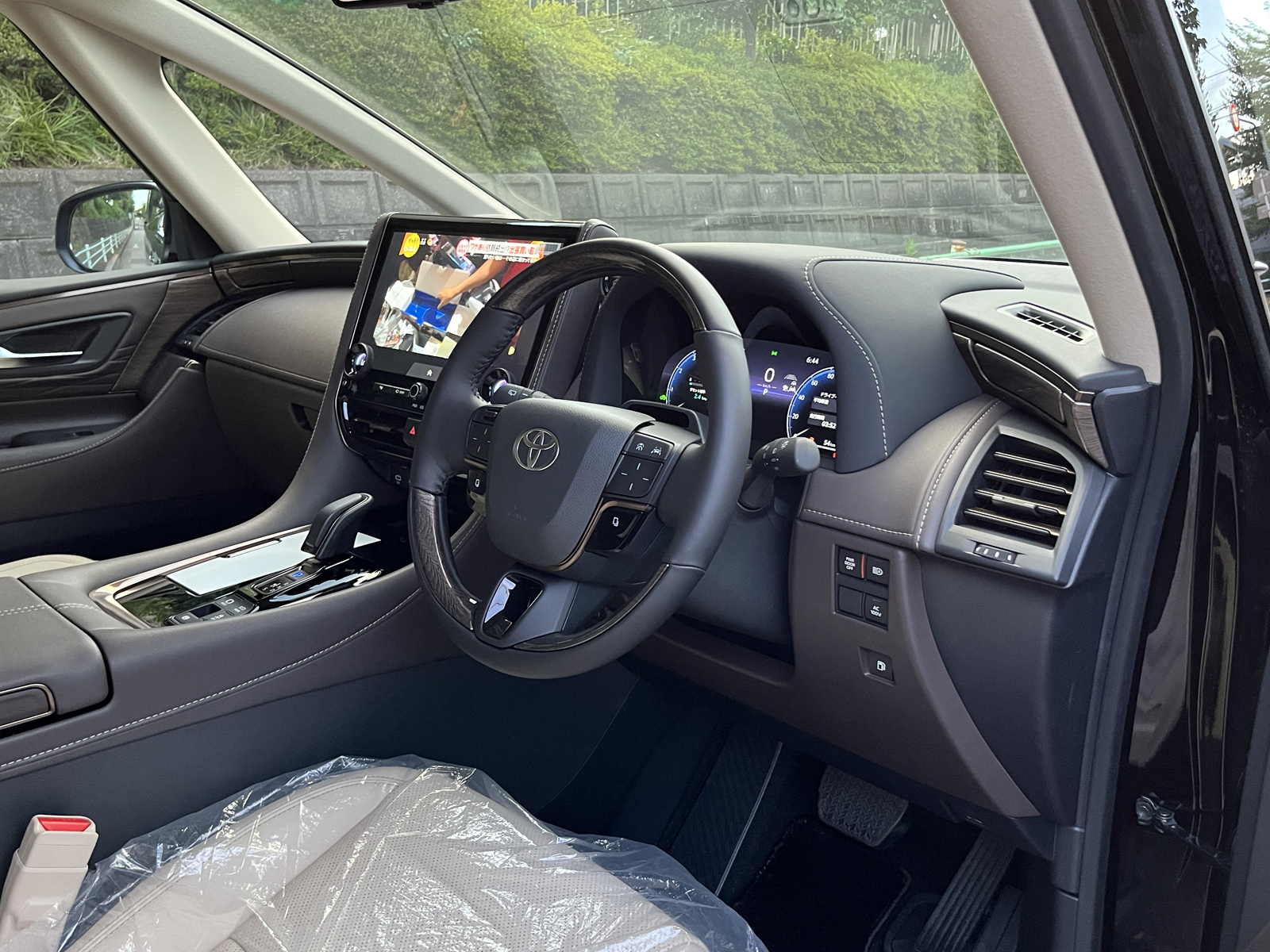 ALPHARD HEV Executive Loungeリッチライン