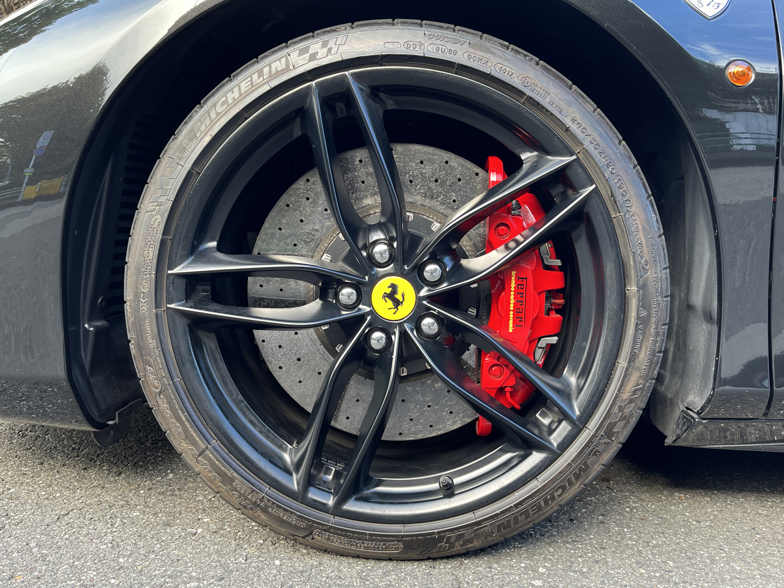 488 Spider F1 DCTリッチライン