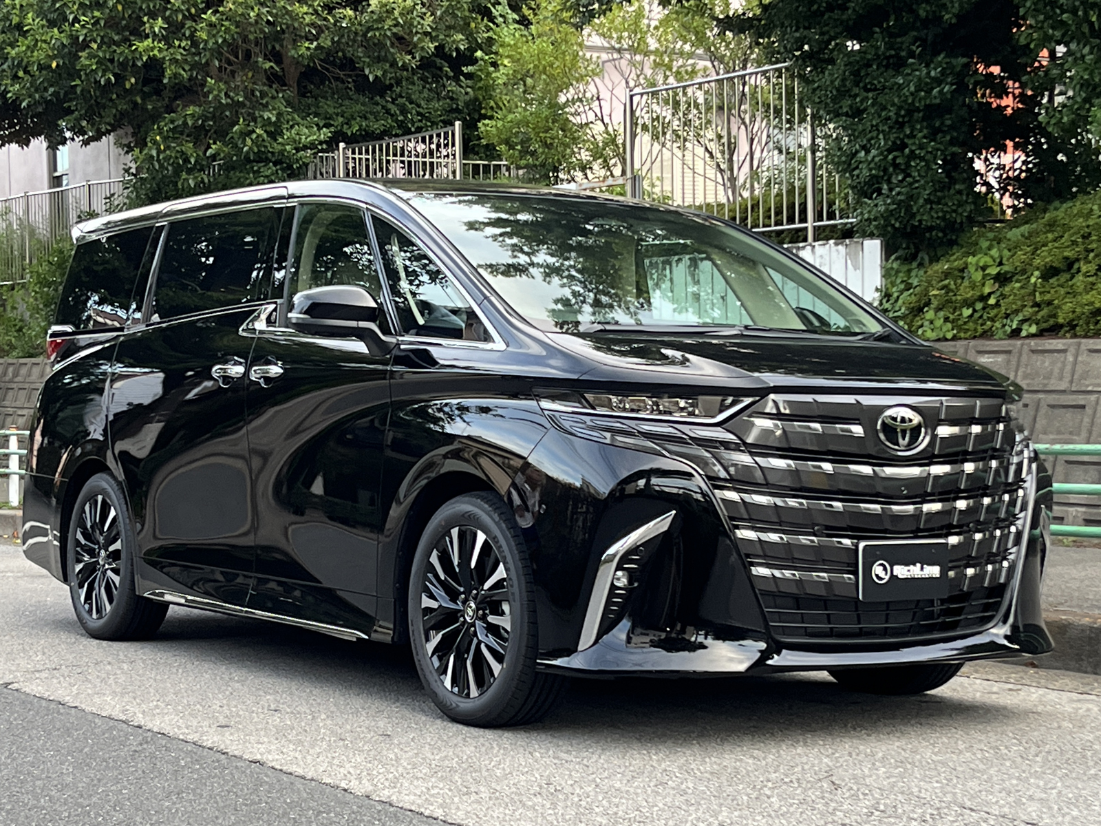 ALPHARD HEV Executive Loungeリッチライン