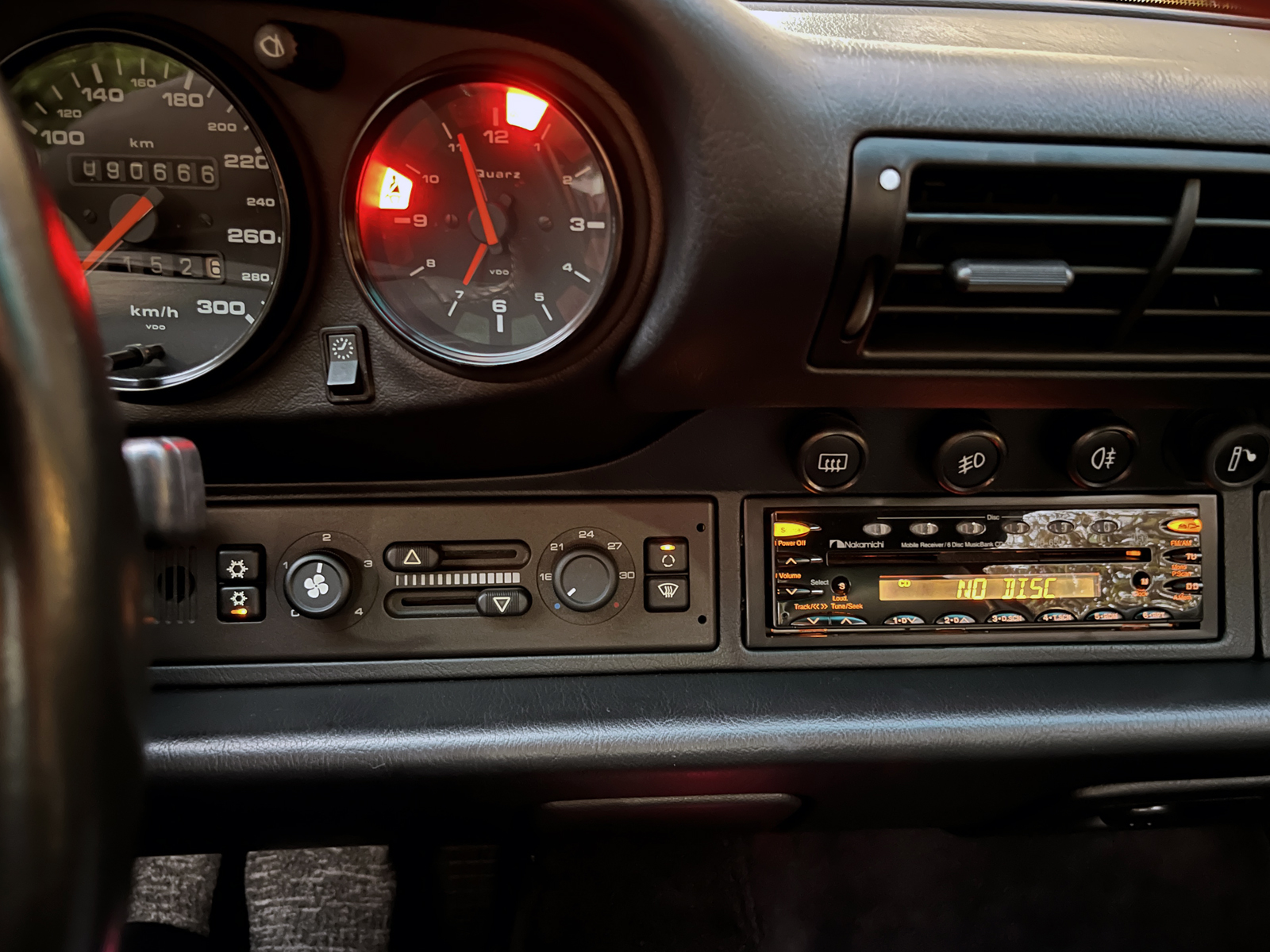 911 Carrera 4(Type993)リッチライン