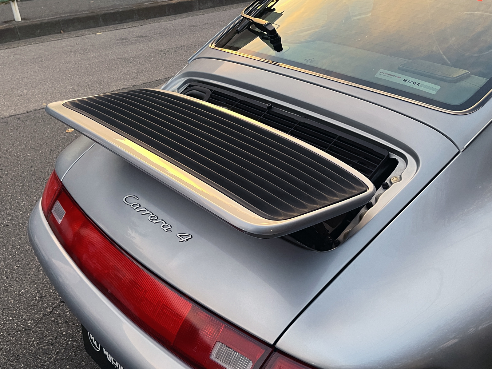 911 Carrera 4(Type993)リッチライン