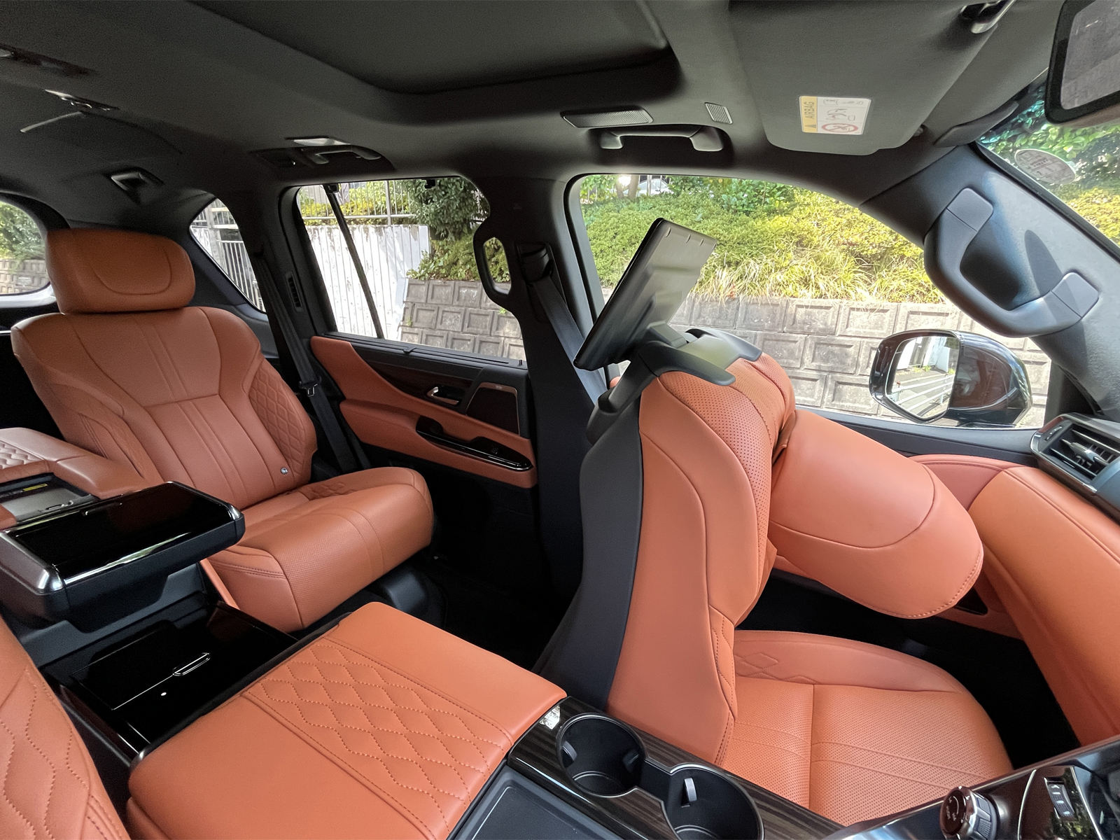 LX600 EXECUTIVEリッチライン