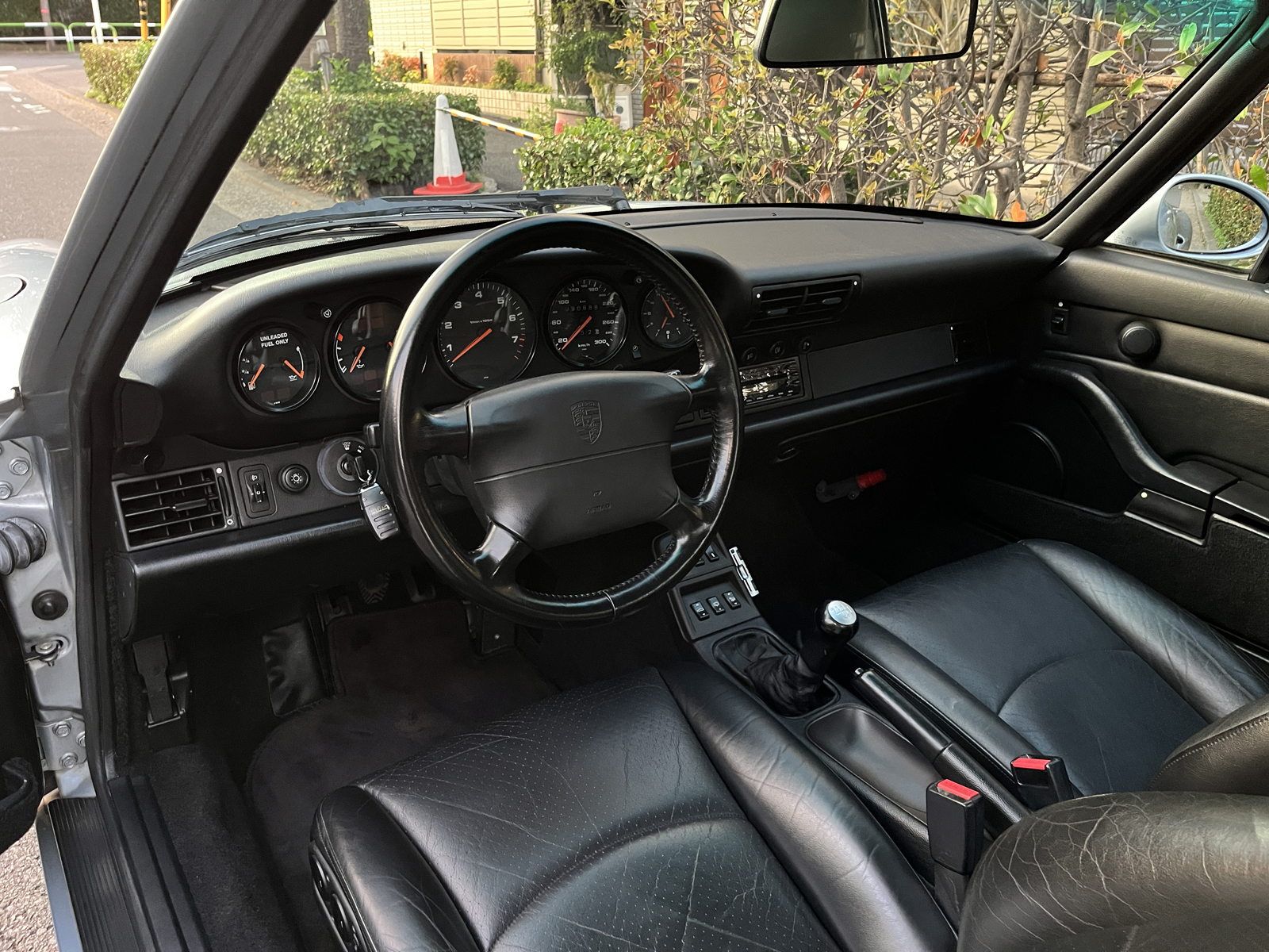 911 Carrera 4(Type993)リッチライン