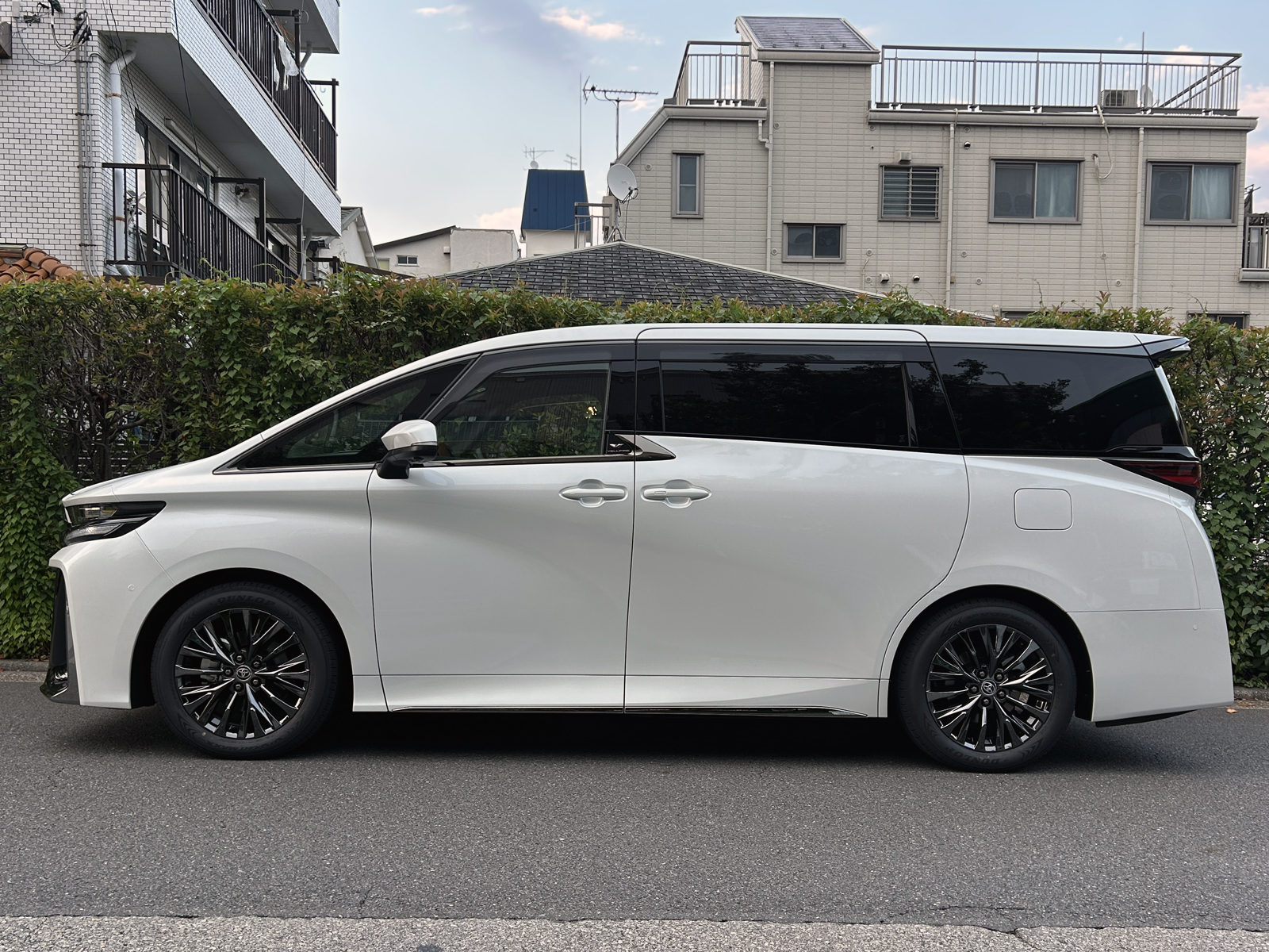 VELLFIRE HEV Z Premierリッチライン