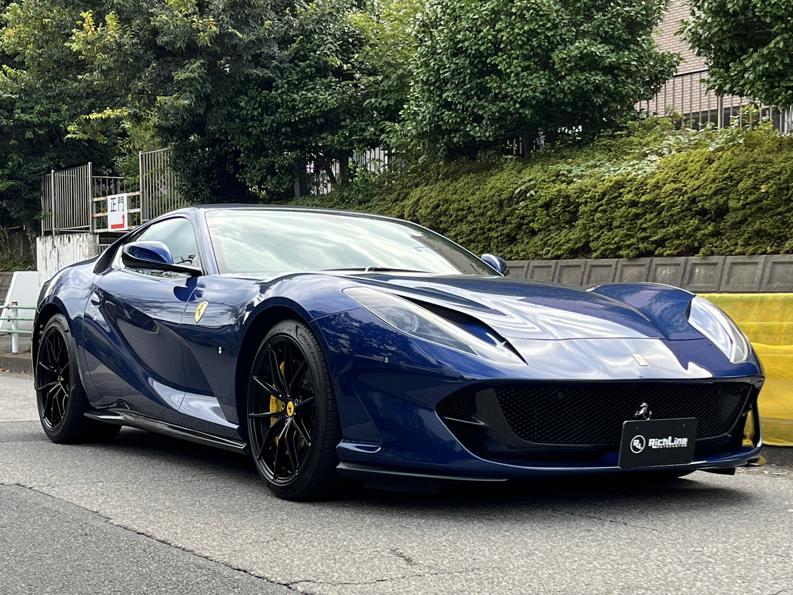 812 Superfastリッチライン