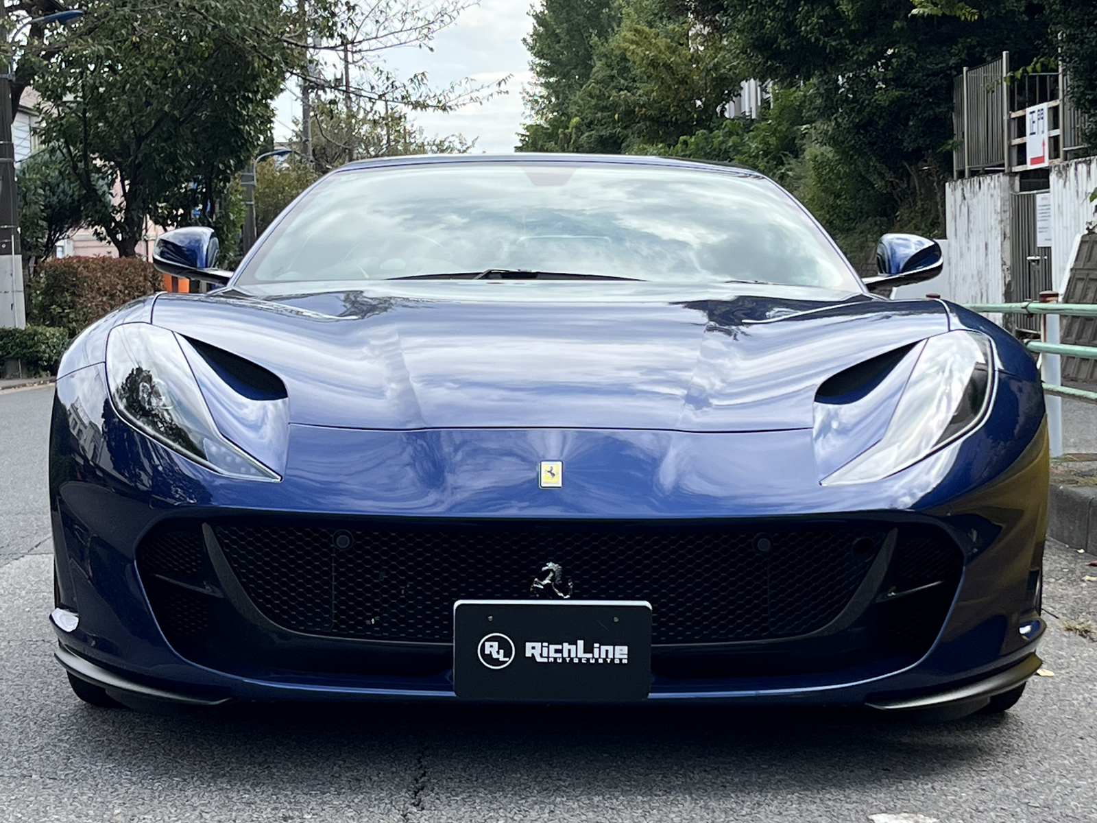 812 Superfastリッチライン