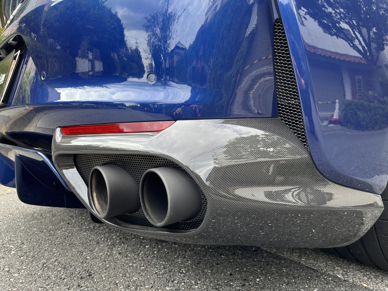 812 Superfastリッチライン