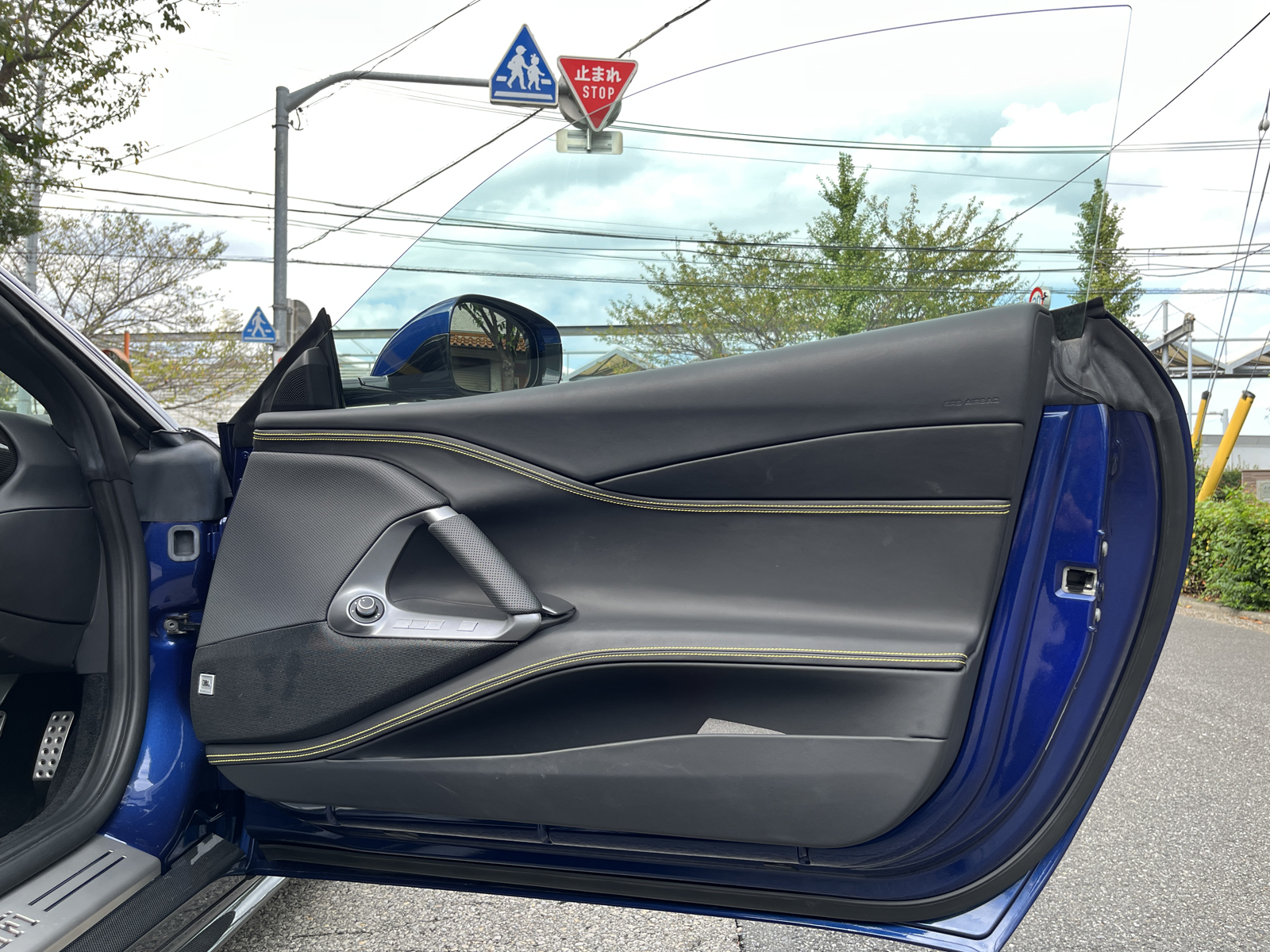 812 Superfastリッチライン