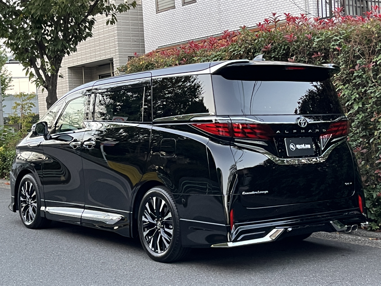 ALPHARD HEV Executive Loungeリッチライン